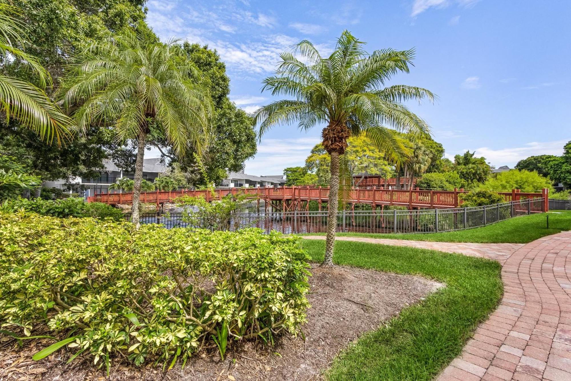 Apartment Park Shore Beautiful Deluxe 2 Bed 2bath