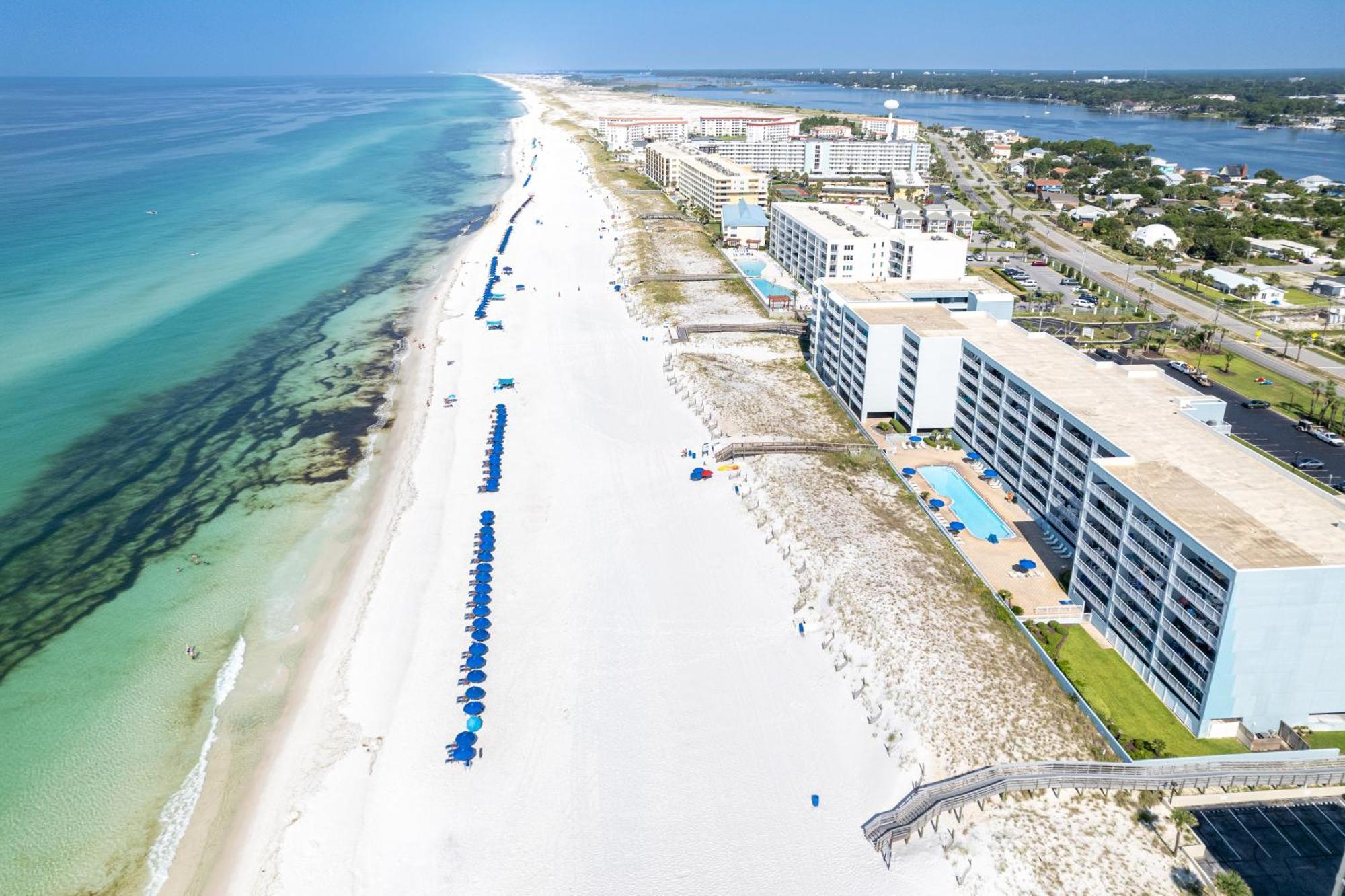 Inlet Reef 412- By Isle Apartment