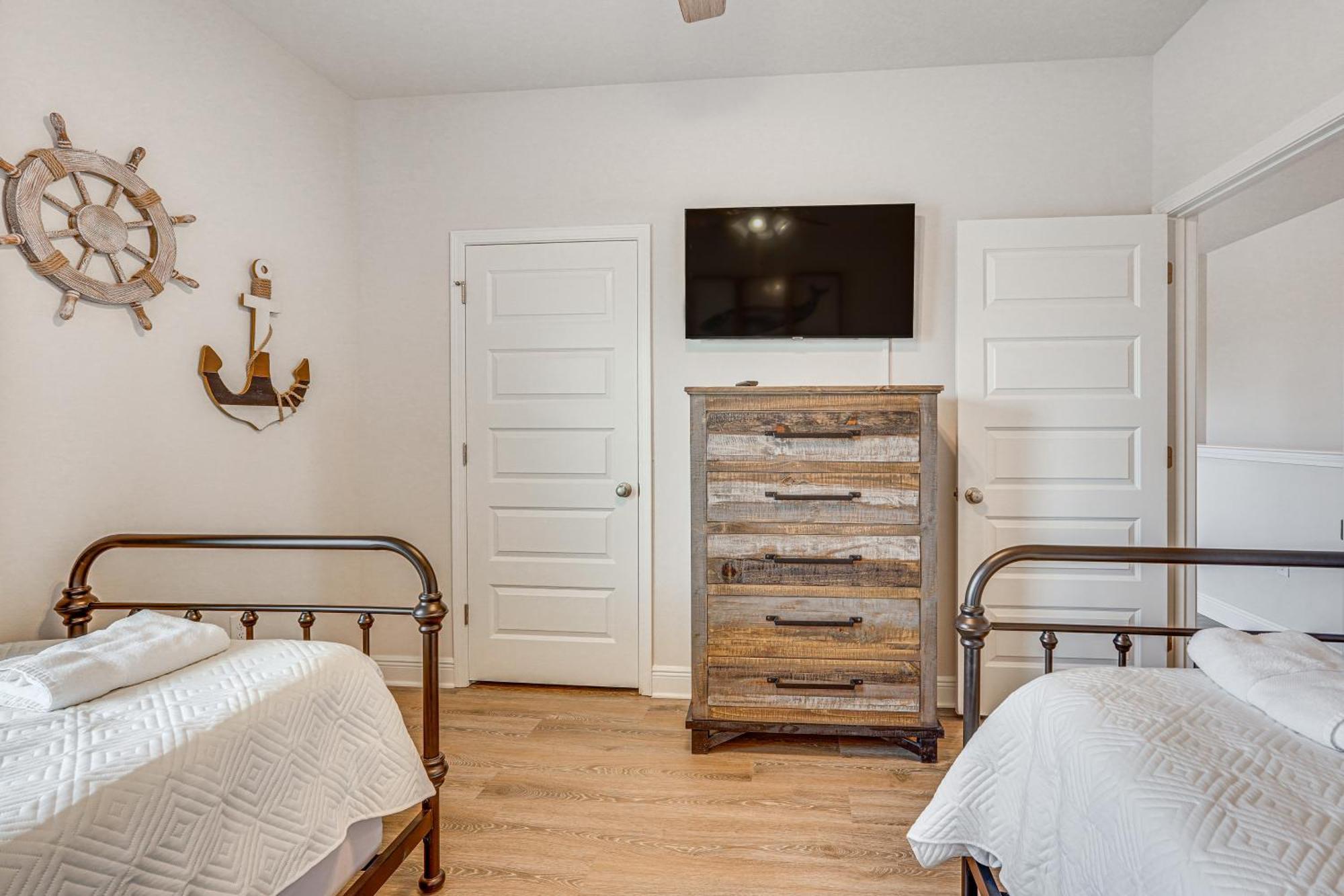 Port St Joe Community Pool, Walk To Beach! Holiday home Port St. Joe