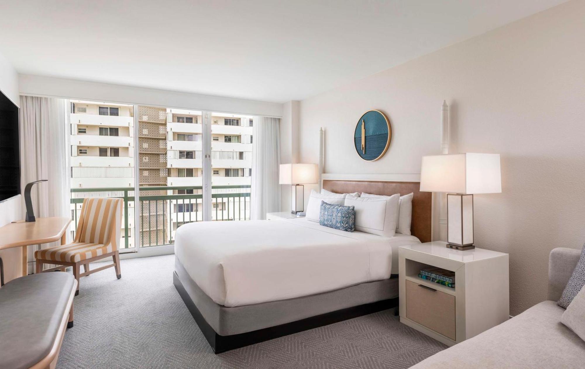 The Singer Oceanfront Resort, Curio Collection By Hilton 4*