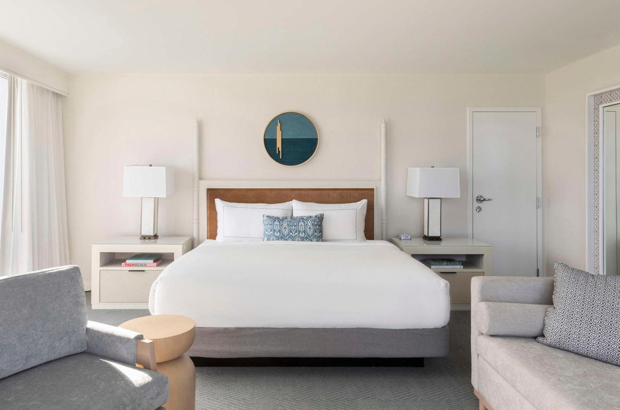 The Singer Oceanfront Resort, Curio Collection By Hilton 4* Riviera Beach