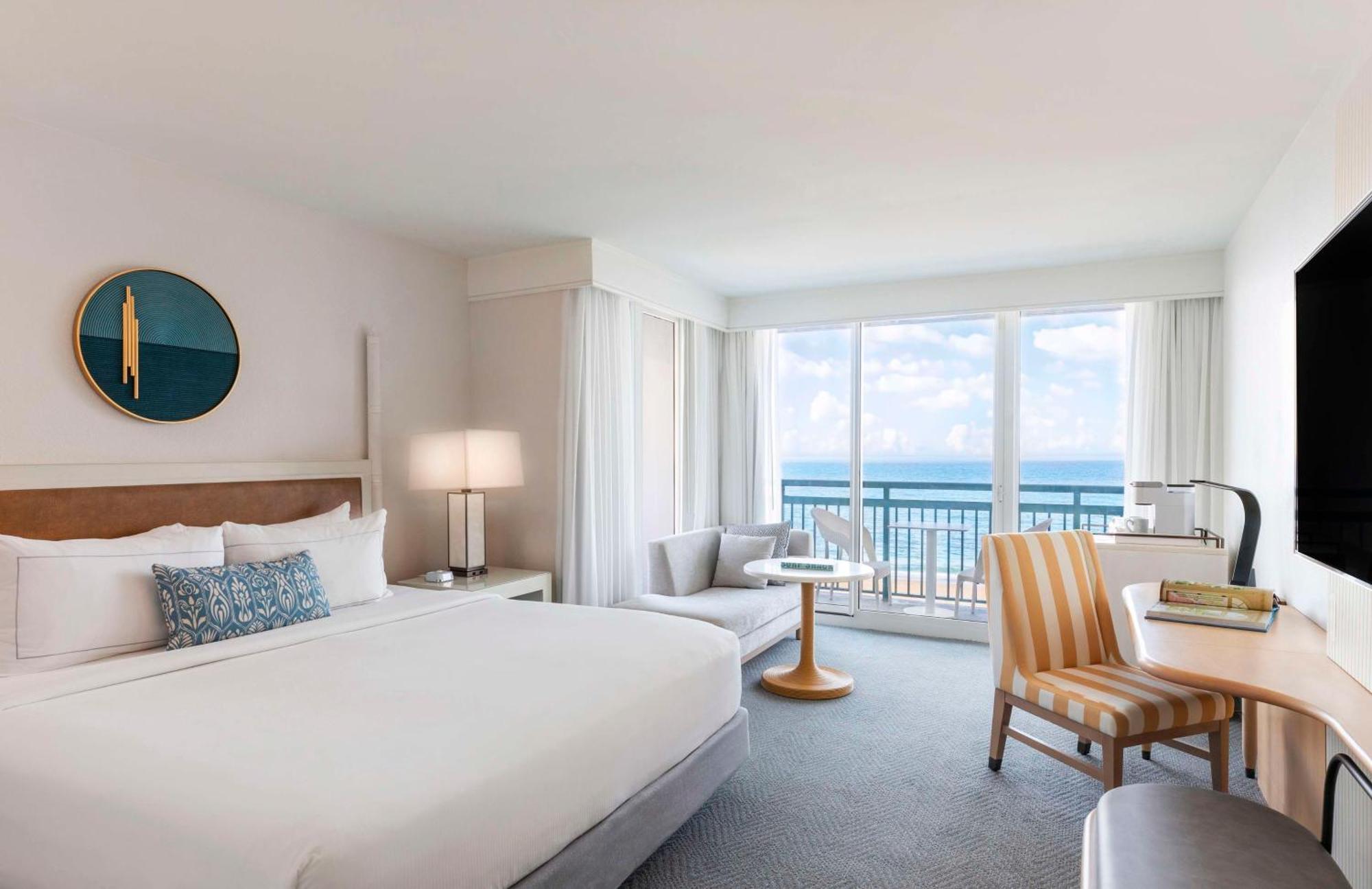 The Singer Oceanfront Resort, Curio Collection By Hilton 4*
