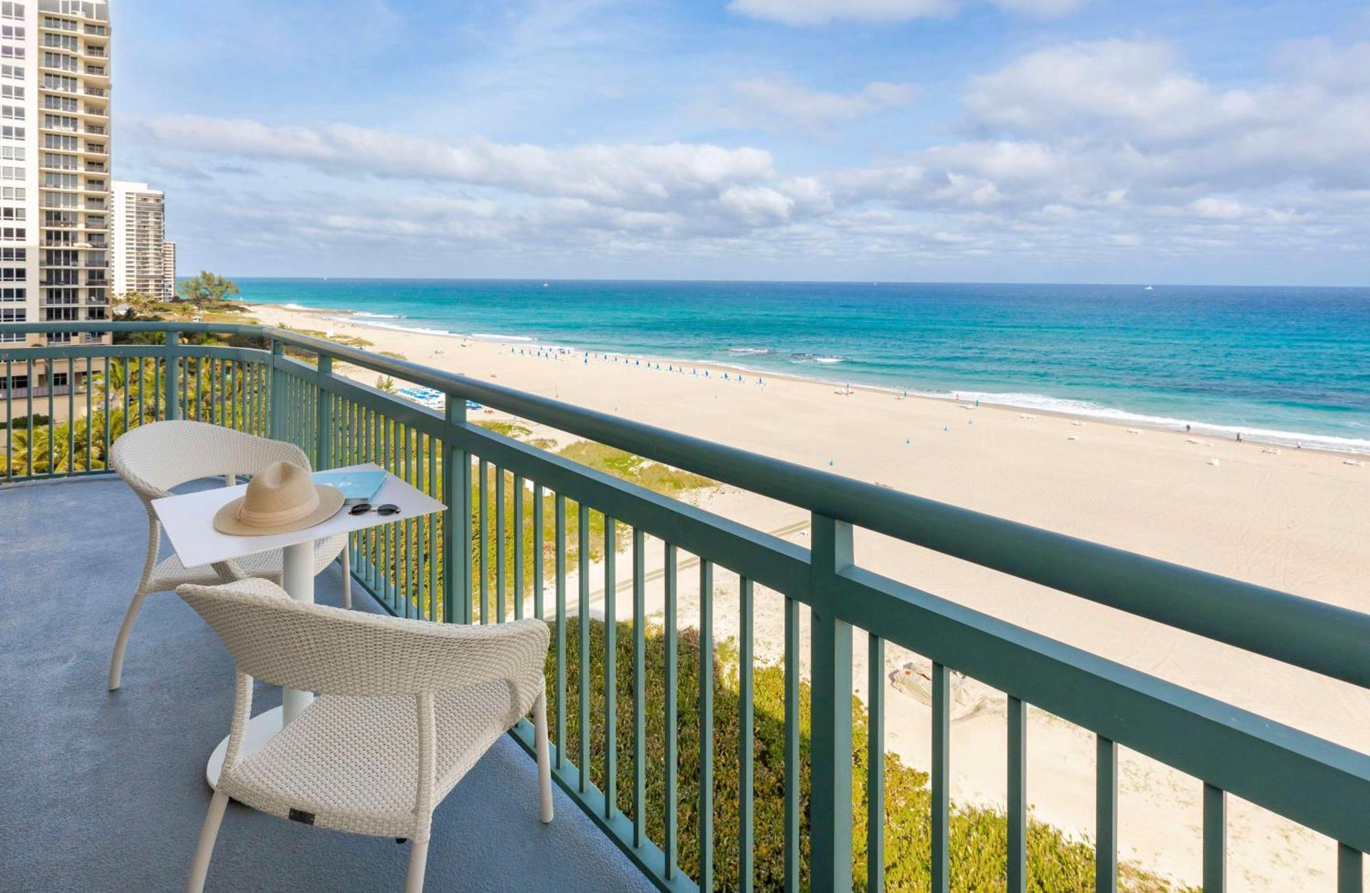 The Singer Oceanfront Resort, Curio Collection By Hilton Riviera Beach