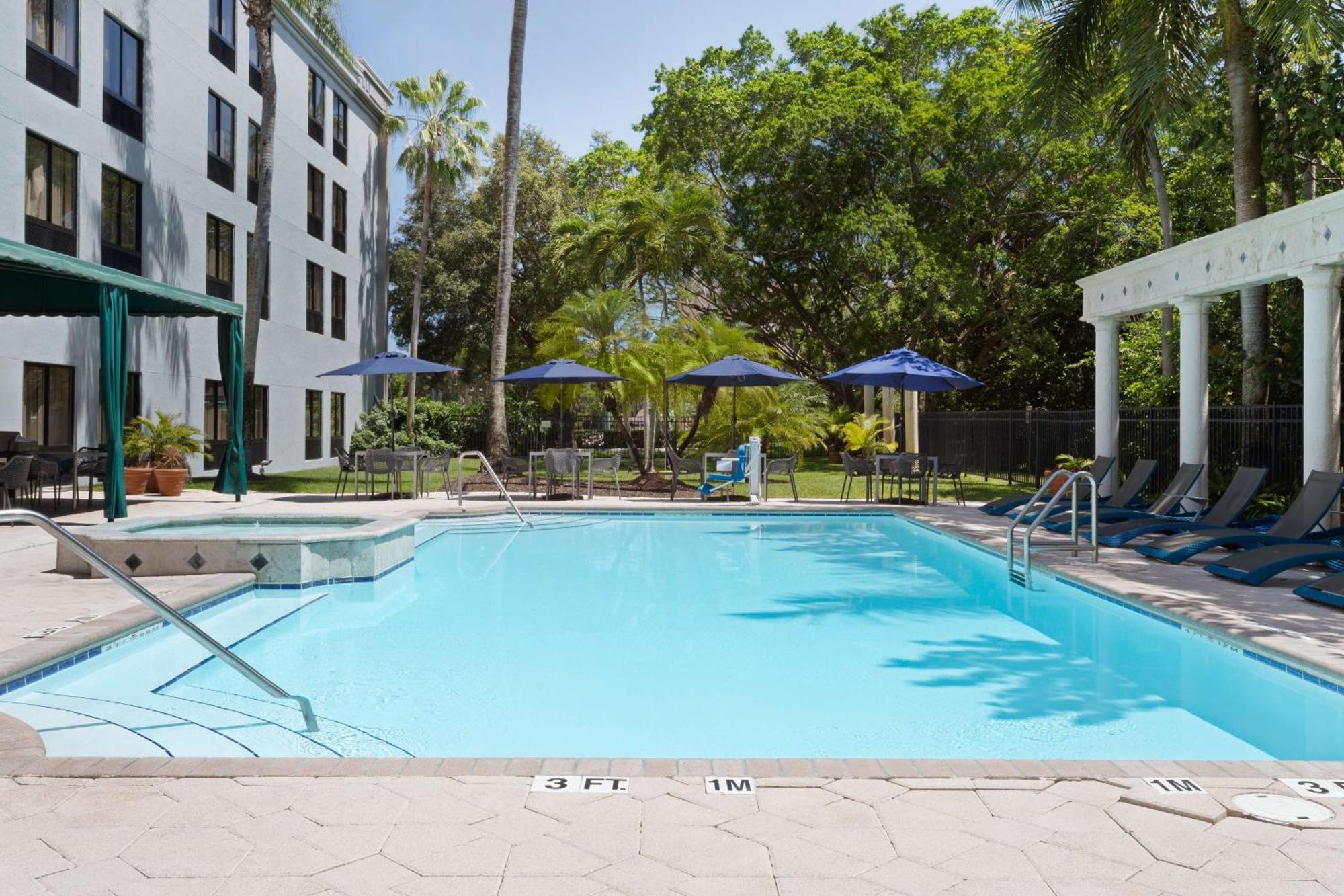 Hampton & Boynton Hotel 3*