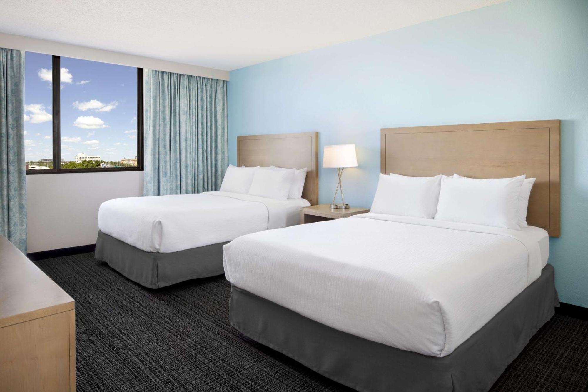 Embassy By Hilton Airport Westshore Tampa