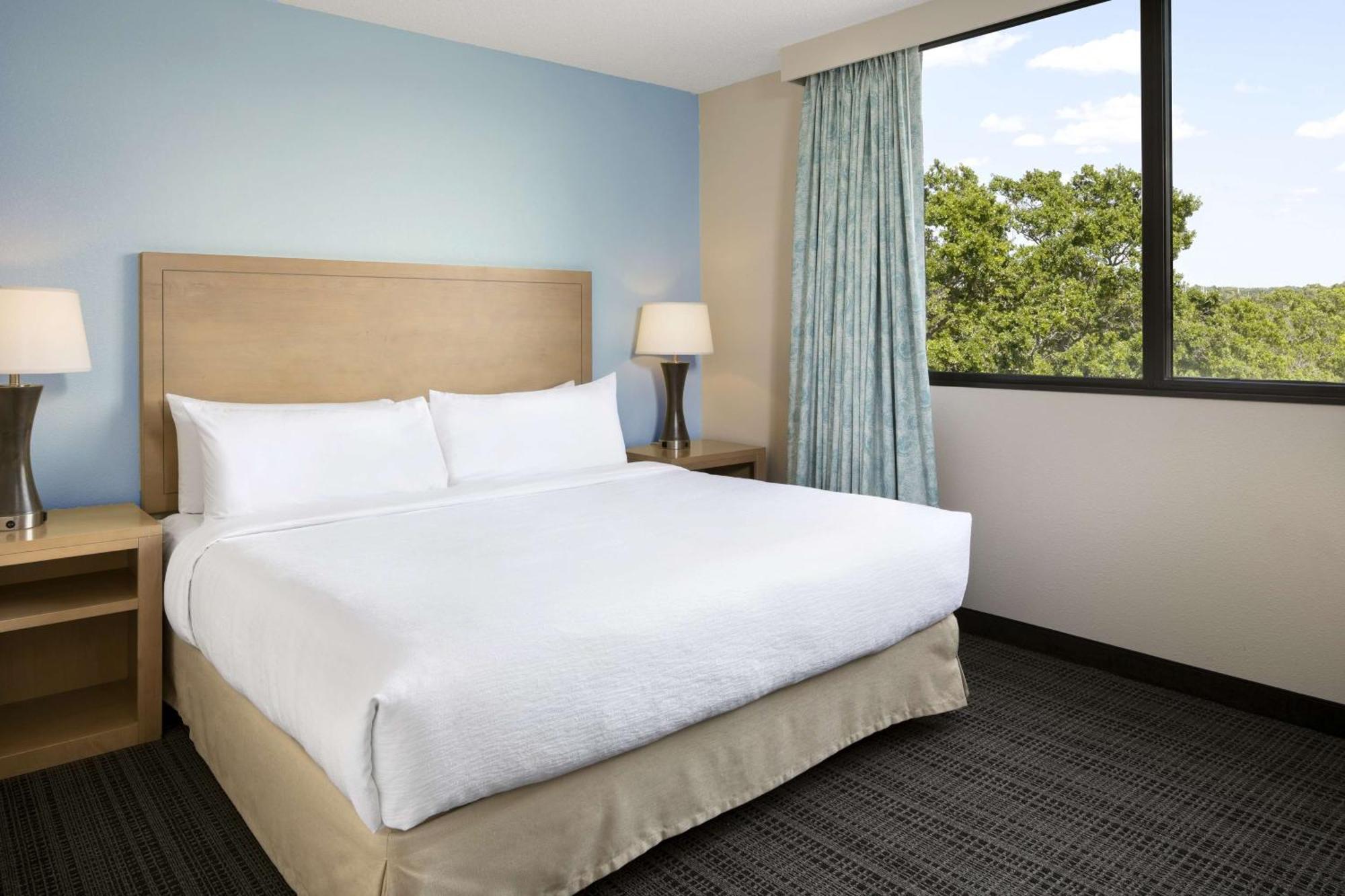 Embassy By Hilton Airport Westshore 3* Tampa