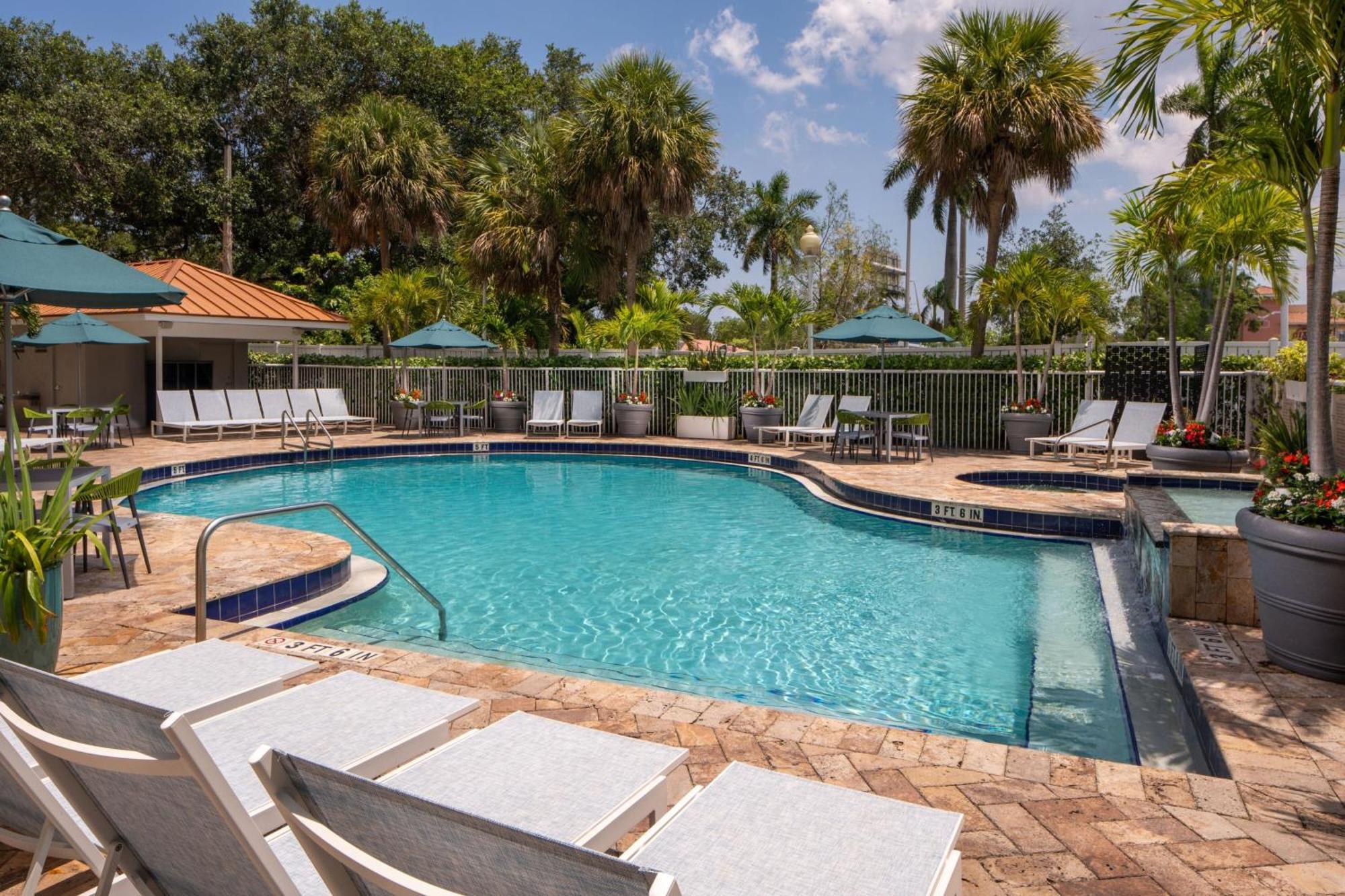 Springhill Lauderdale Airport
