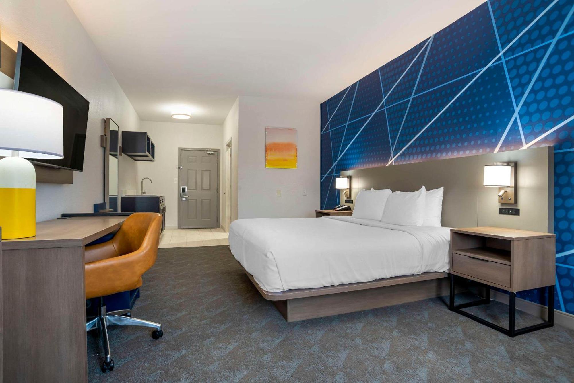 Inn Comfort Near Nas Corry Station Pensacola