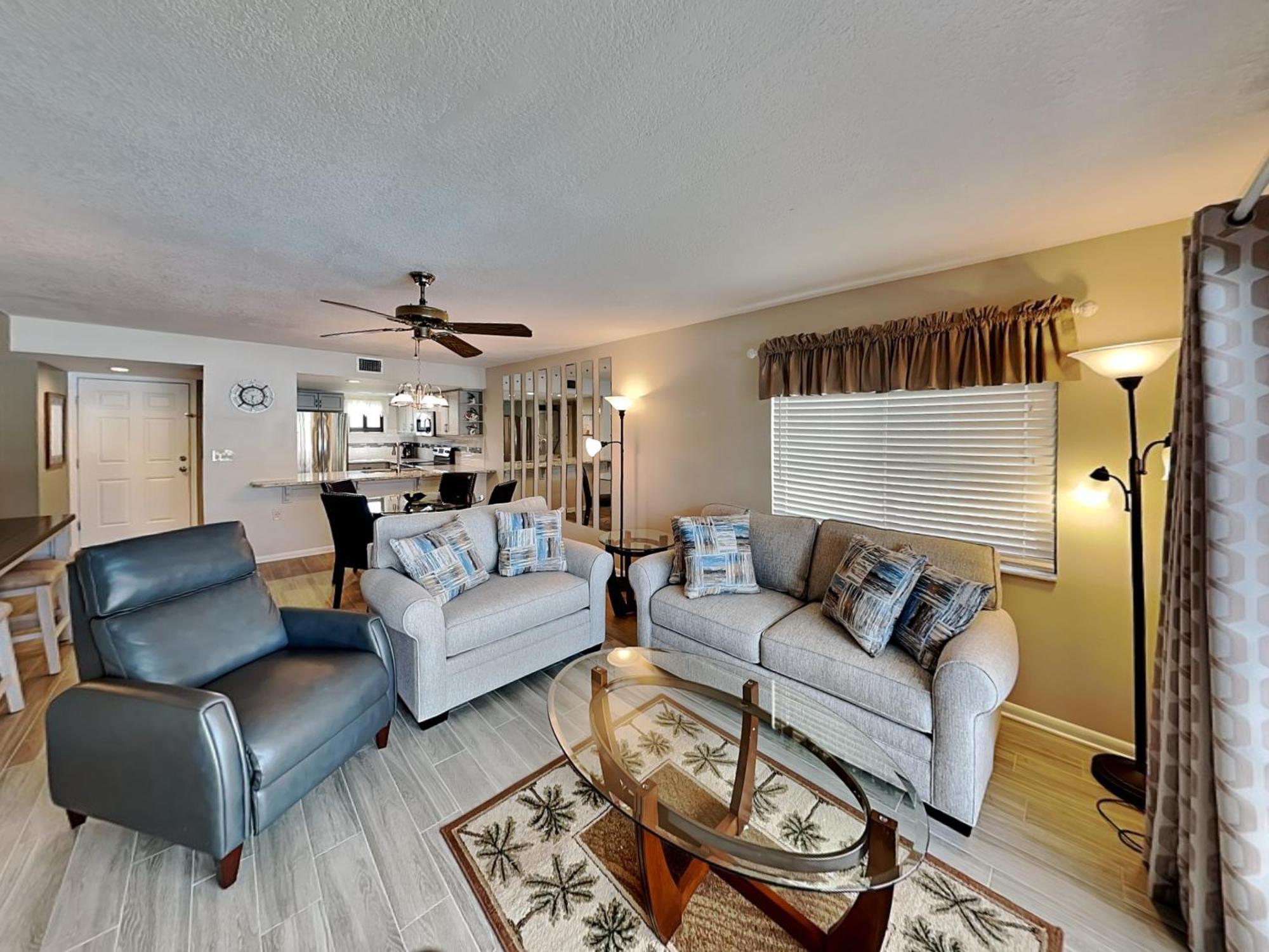 - Ocean Village Club E17 Apartment *