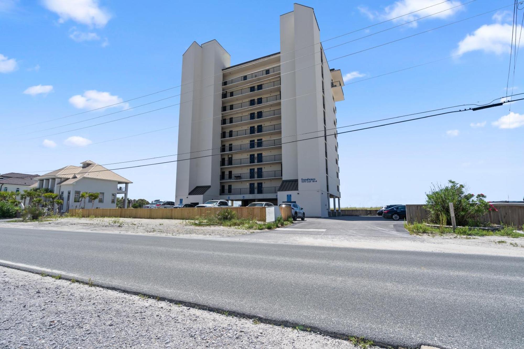 Sundunes Unit 133 Navarre
