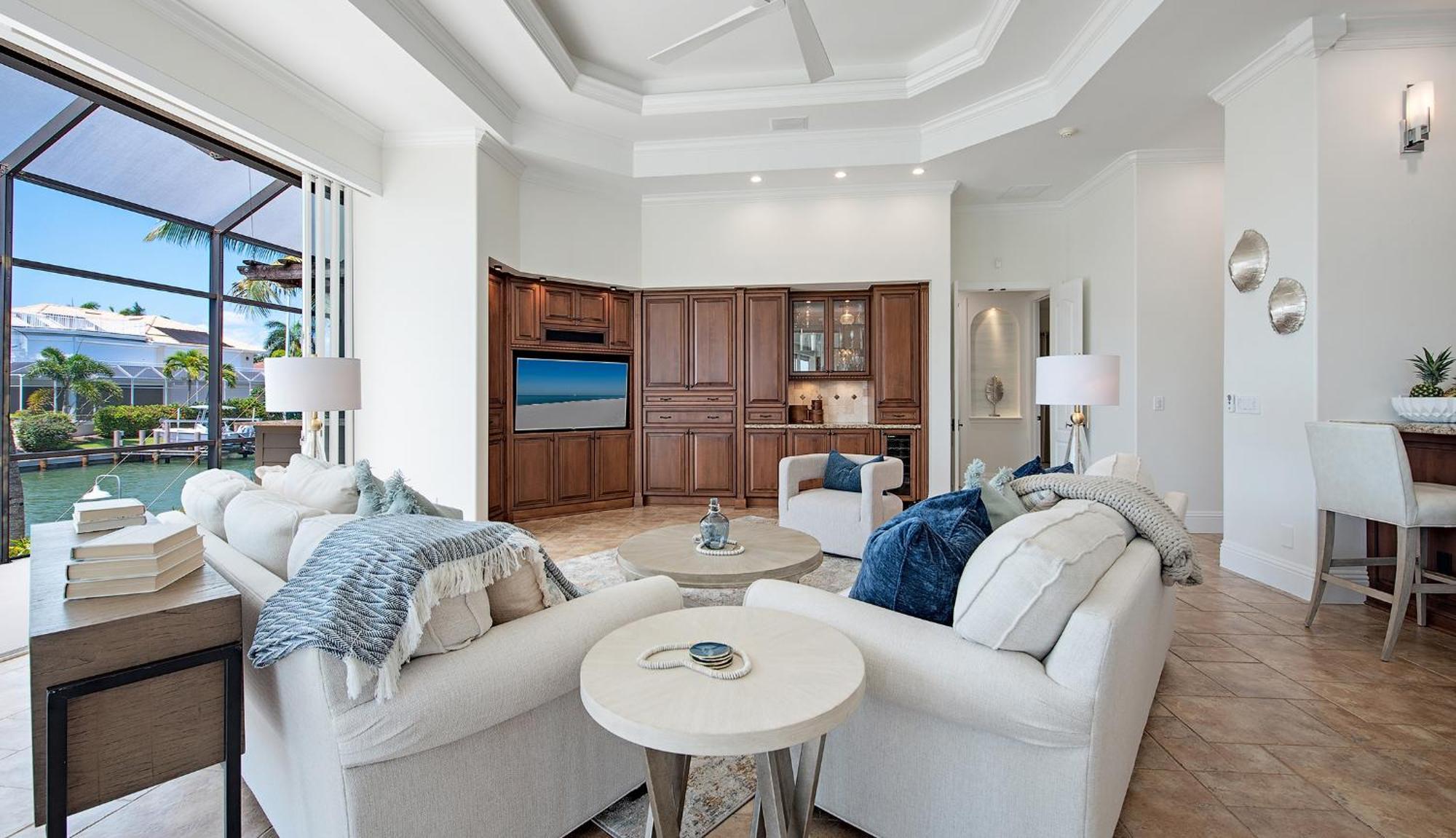 Clifton Court * Marco Island
