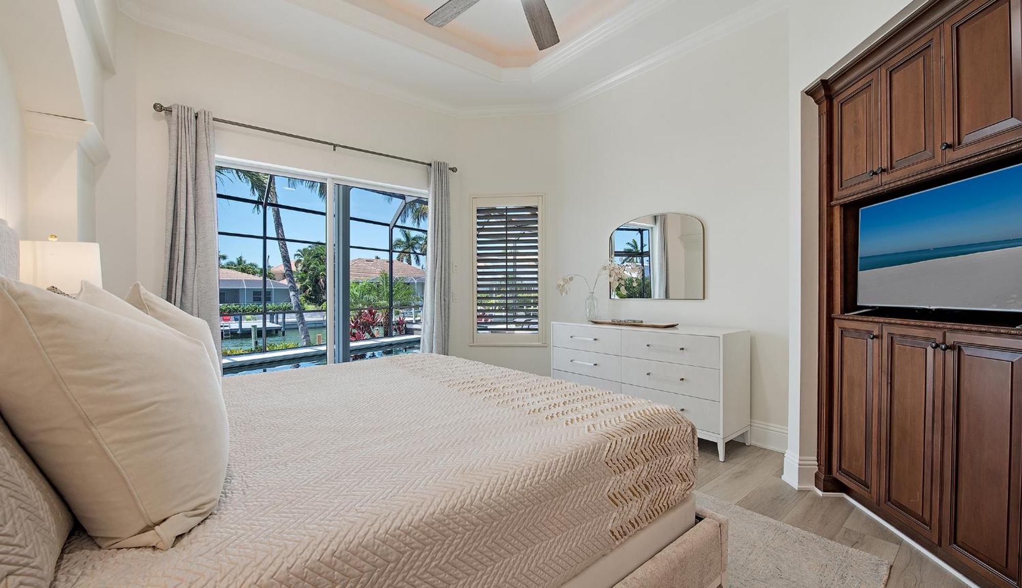 Clifton Court * Marco Island