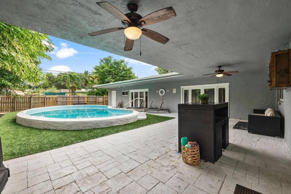 Luxurious Retreat Perfect Getaway Hollywood