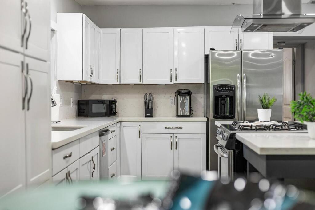 Luxurious Retreat Perfect Getaway * Hollywood