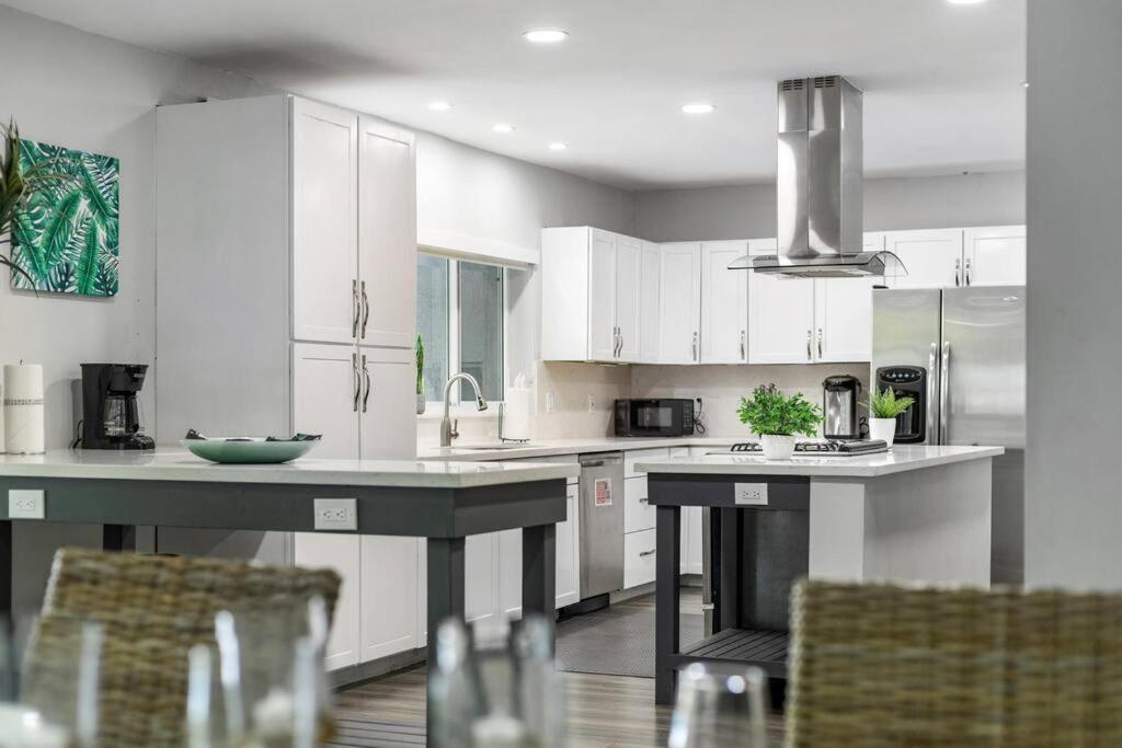 Luxurious Retreat Perfect Getaway * Hollywood