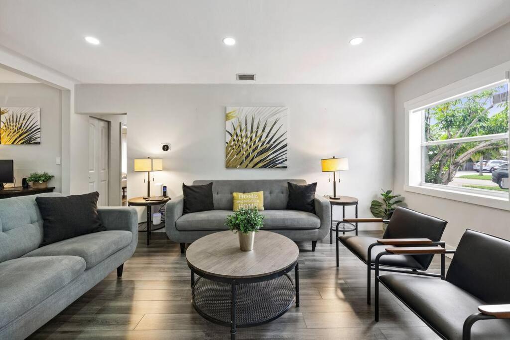 Luxurious Retreat Perfect Getaway * Hollywood