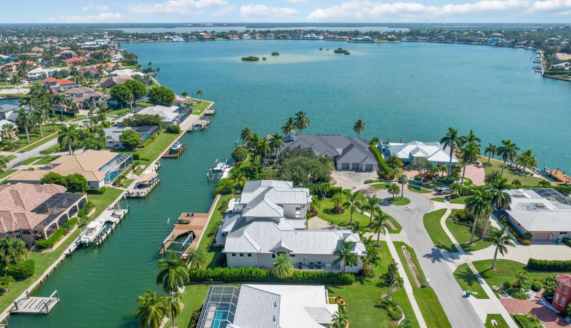 Quintara Luxe * Marco Island