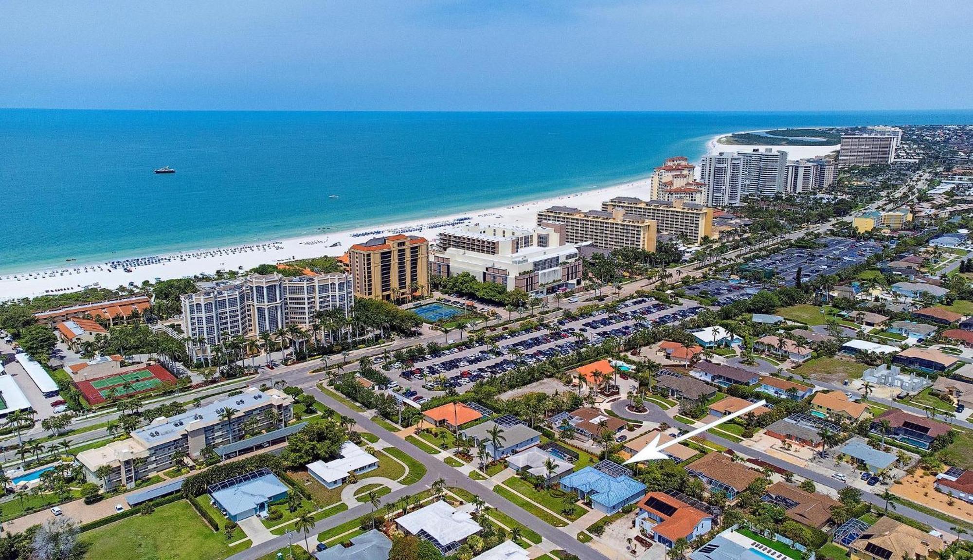 Camino Marco Island