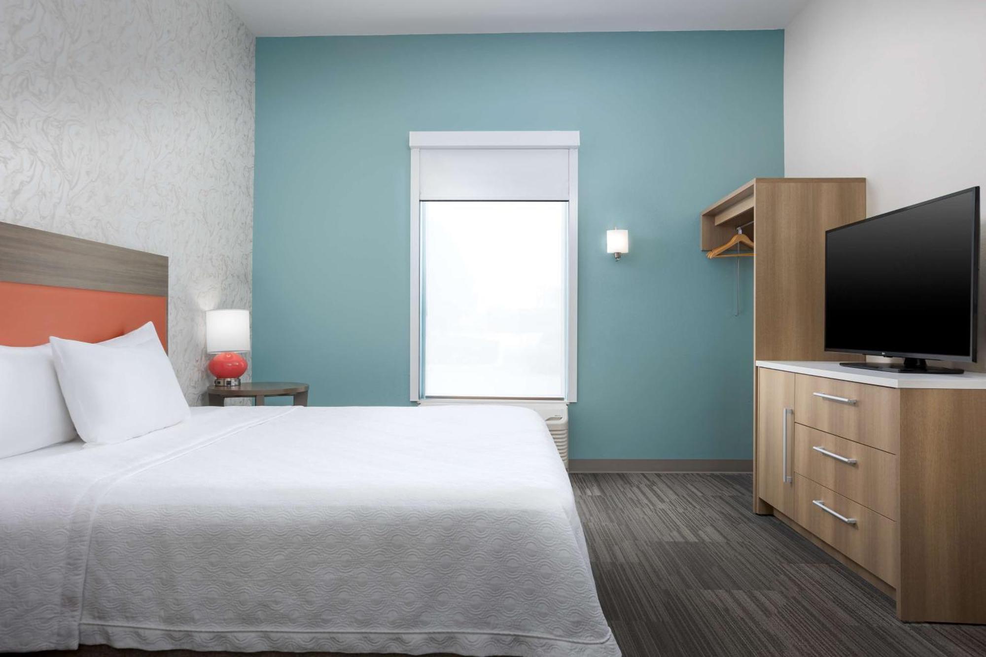 Home2 By Hilton Clermont