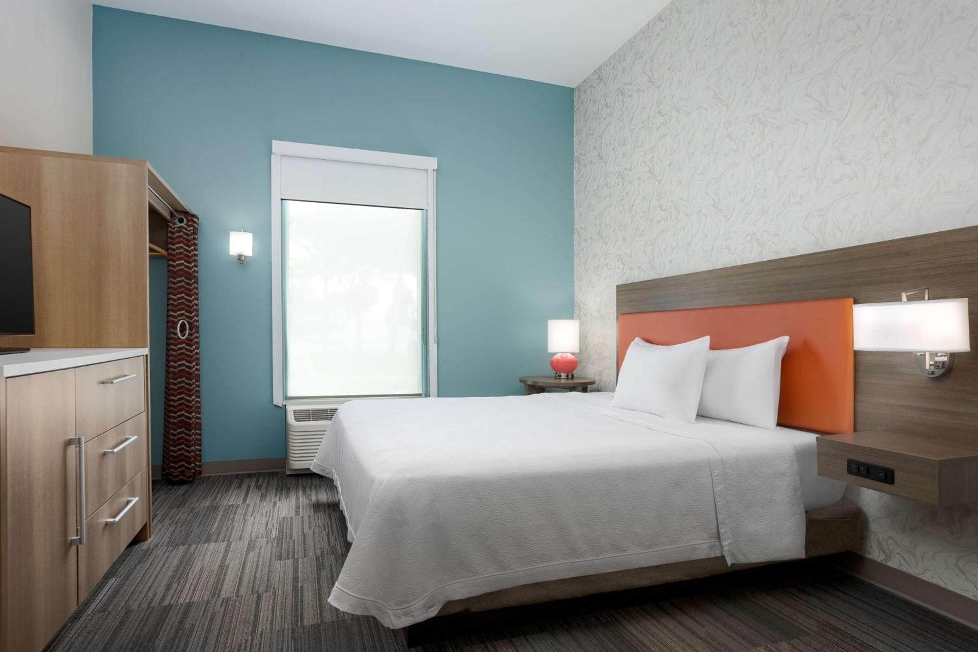 Hotel Home2 By Hilton Clermont
