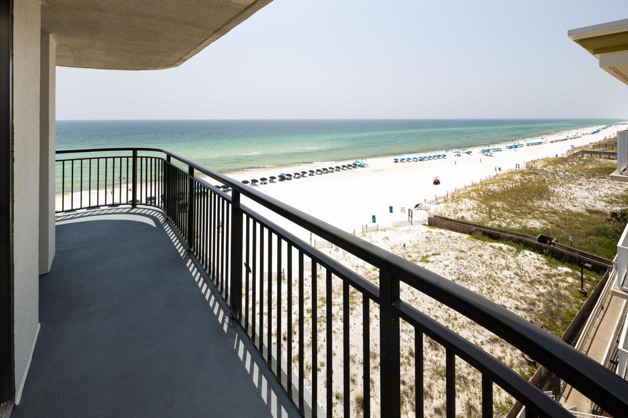 Holiday home Nautilus 1701 Gulf Front 2 Bedroom Large Penthouse Huge Wrap Around Balcony Fort Walton Beach