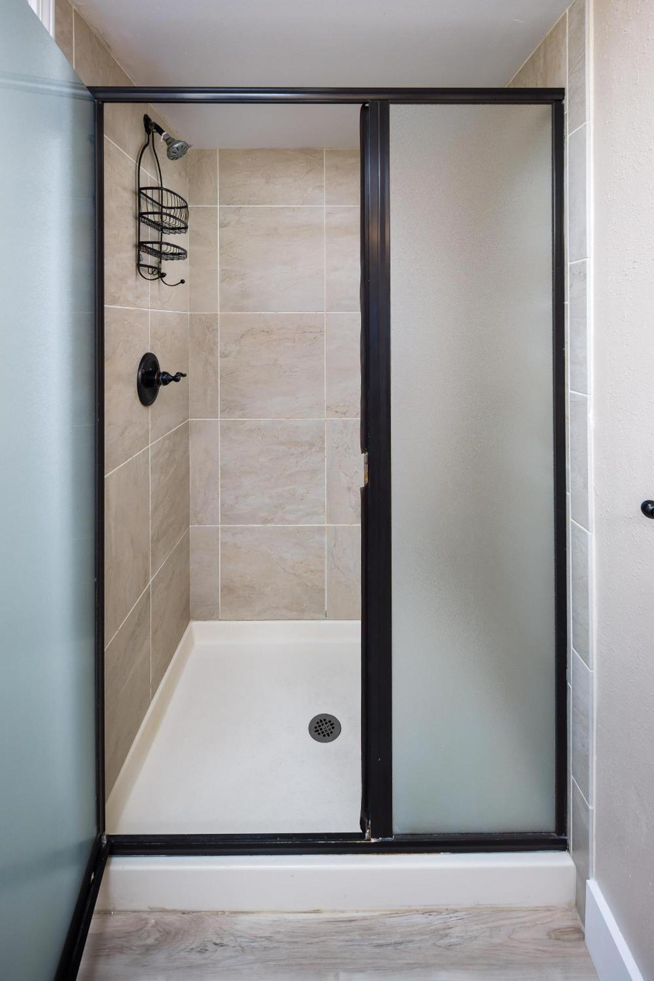 Nautilus 1701 Gulf Front 2 Bedroom Large Penthouse Huge Wrap Around Balcony * Fort Walton Beach
