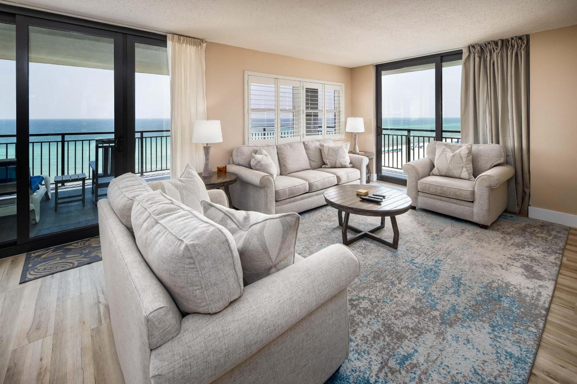 Nautilus 1701 Gulf Front 2 Bedroom Large Penthouse Huge Wrap Around Balcony Holiday home