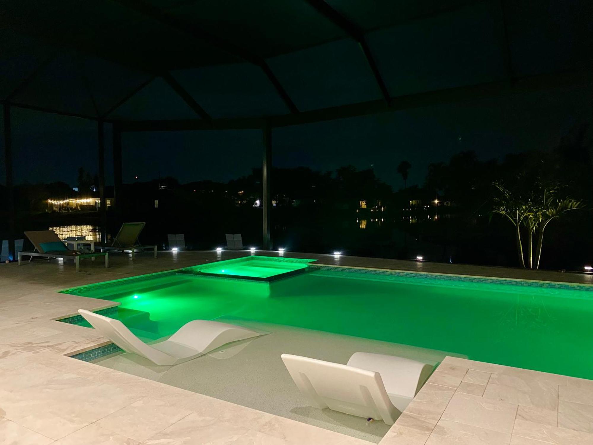 Brandnew Villa-puresun At Canal Intersection, Heated Saltwater Pool And Spa, Facing South Villa *