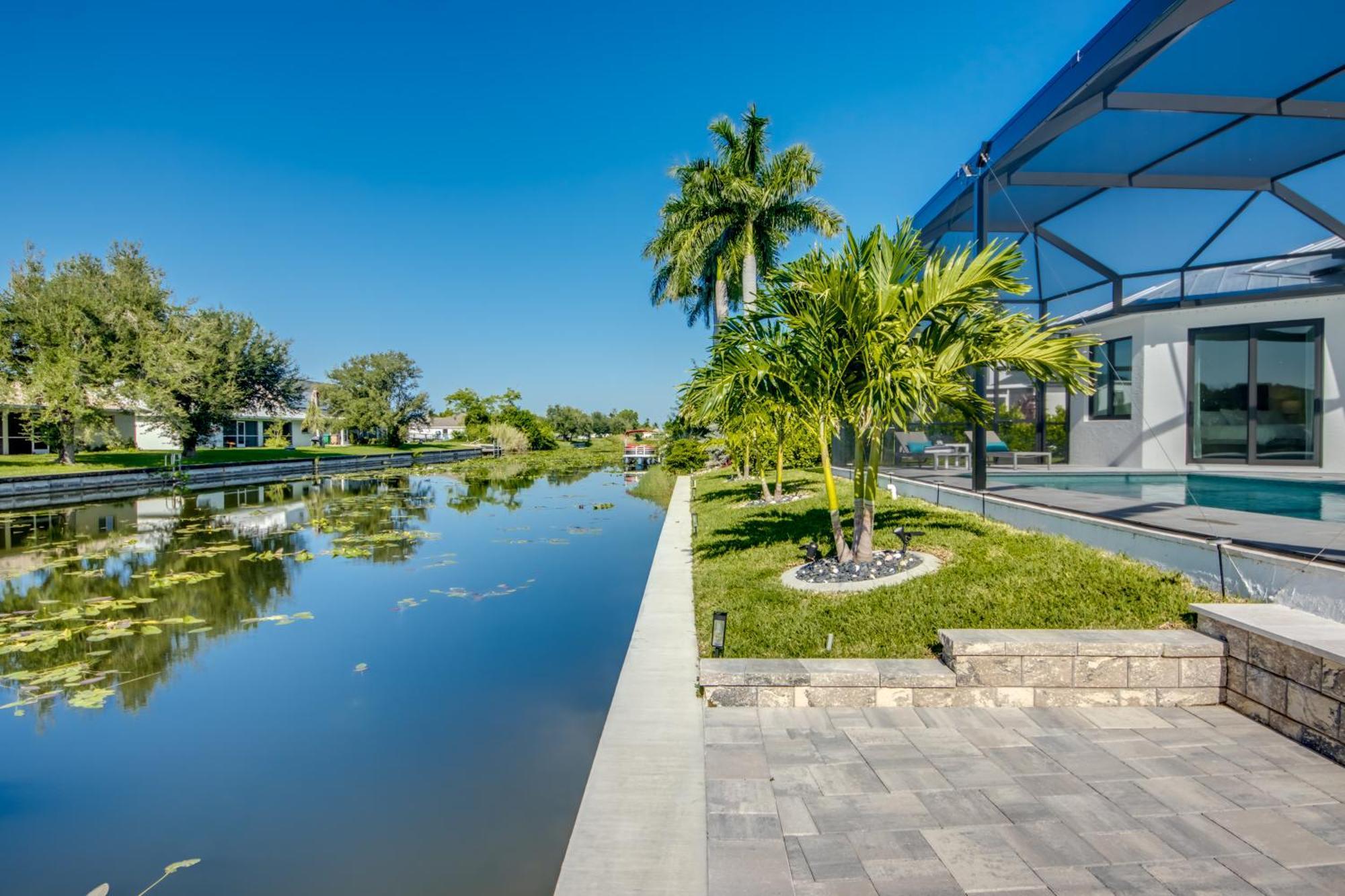 Brandnew Villa-puresun At Canal Intersection, Heated Saltwater Pool And Spa, Facing South Villa *