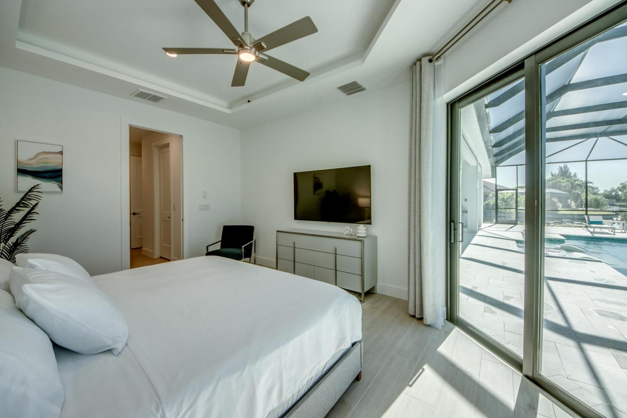 Brandnew Villa-puresun At Canal Intersection, Heated Saltwater Pool And Spa, Facing South Villa *
