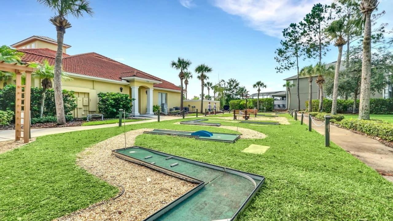 Holiday home Stunning 5 Bedroom House With Private Pool
