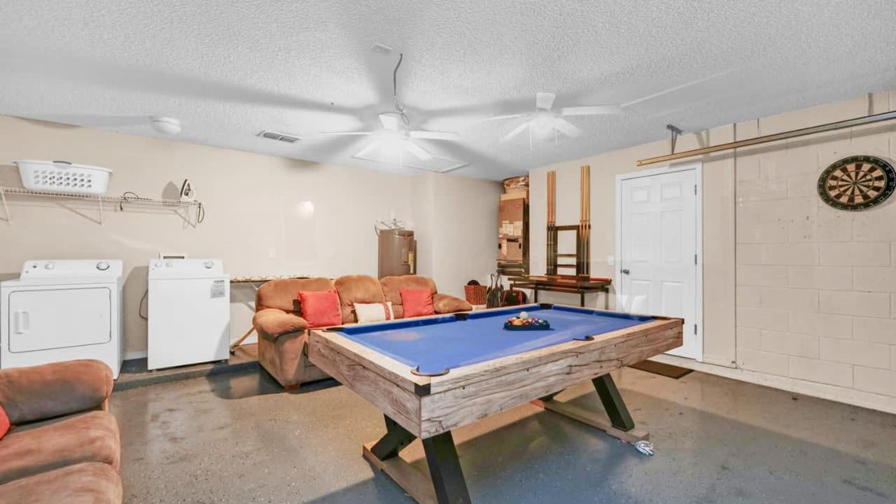 Stunning 5 Bedroom House With Private Pool Holiday home Kissimmee