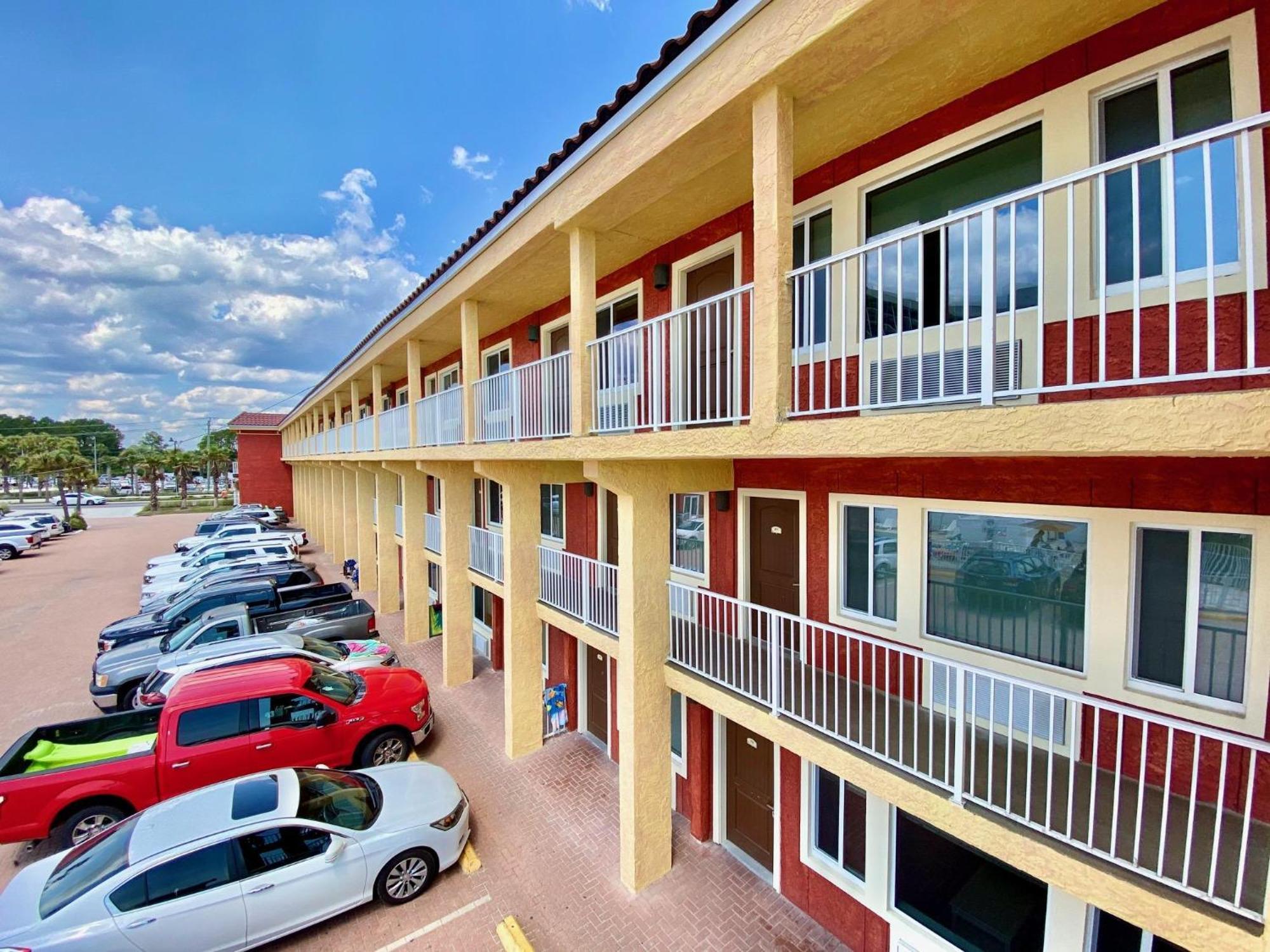 Hotel Casa Blanca 1 Bed - 1 Bath