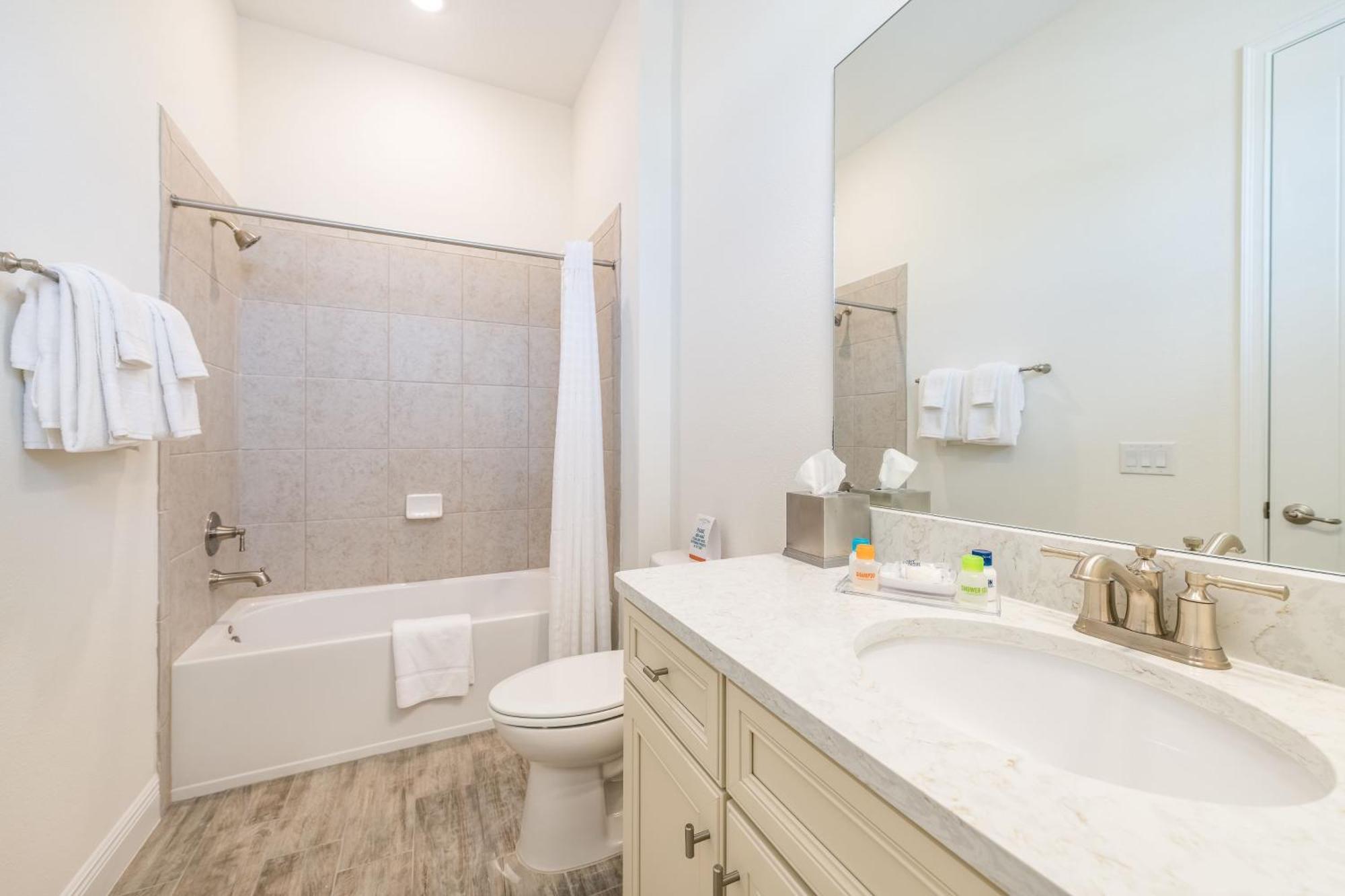 Playa With Private Hot Tub Near With Margaritaville Access - 8028dr *