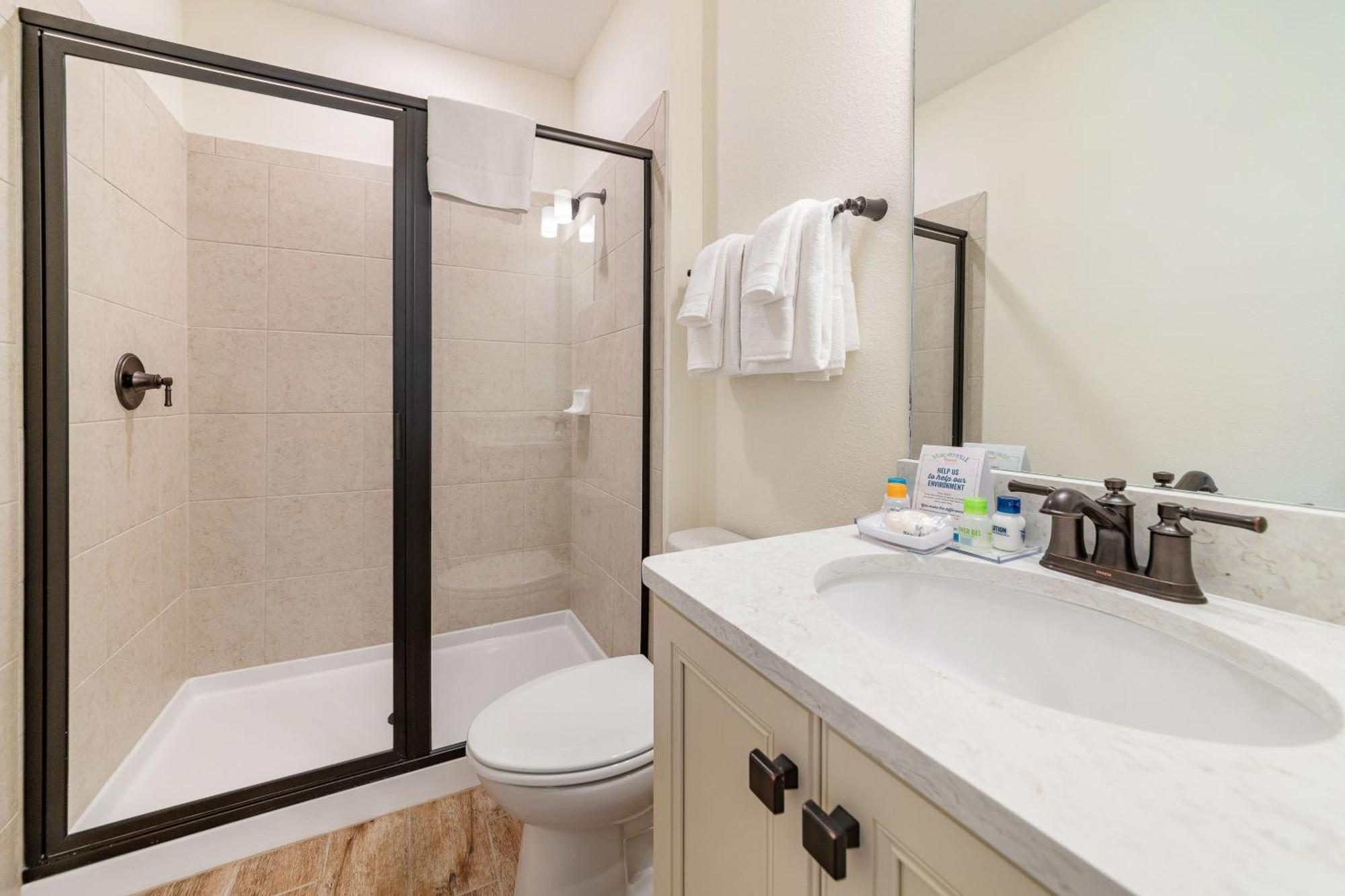 Holiday home Blissful Oasis With Private Pool Near With Margaritaville Access - 8057su
