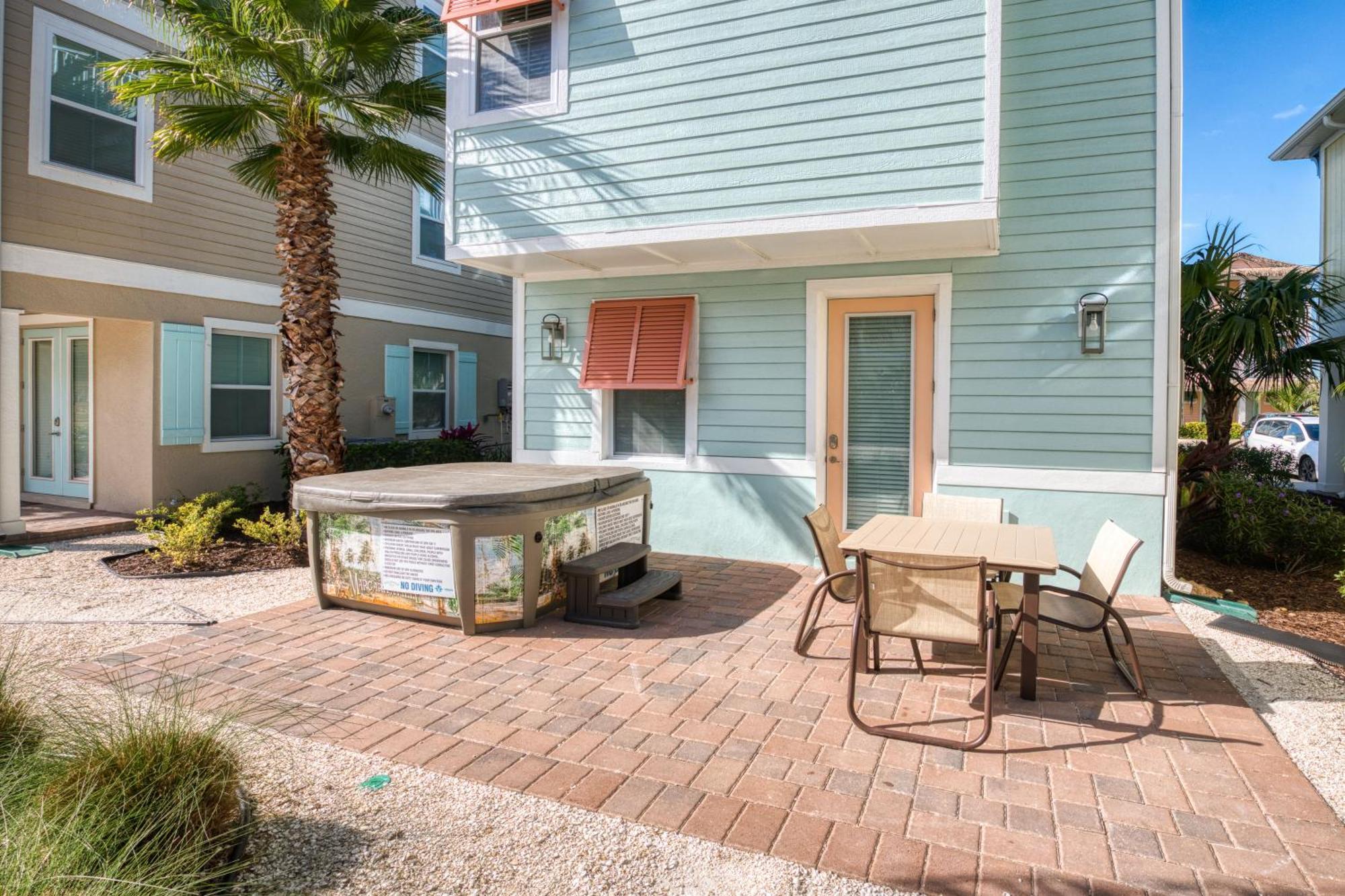 Holiday home Flip Paradise With Private Hot Tub Near And Margaritaville Access - 8004sb