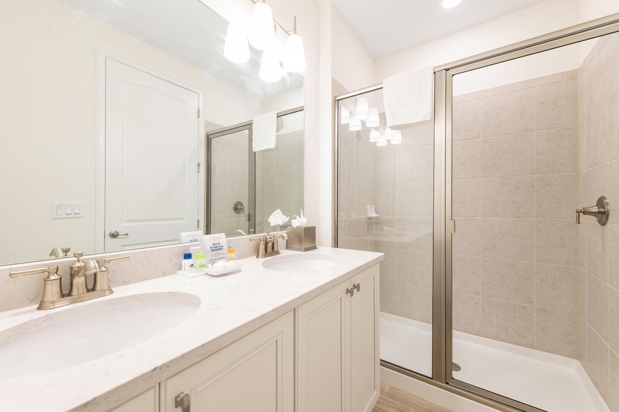 Blue Cascade Near With Margaritaville Access - 8064ls Orlando