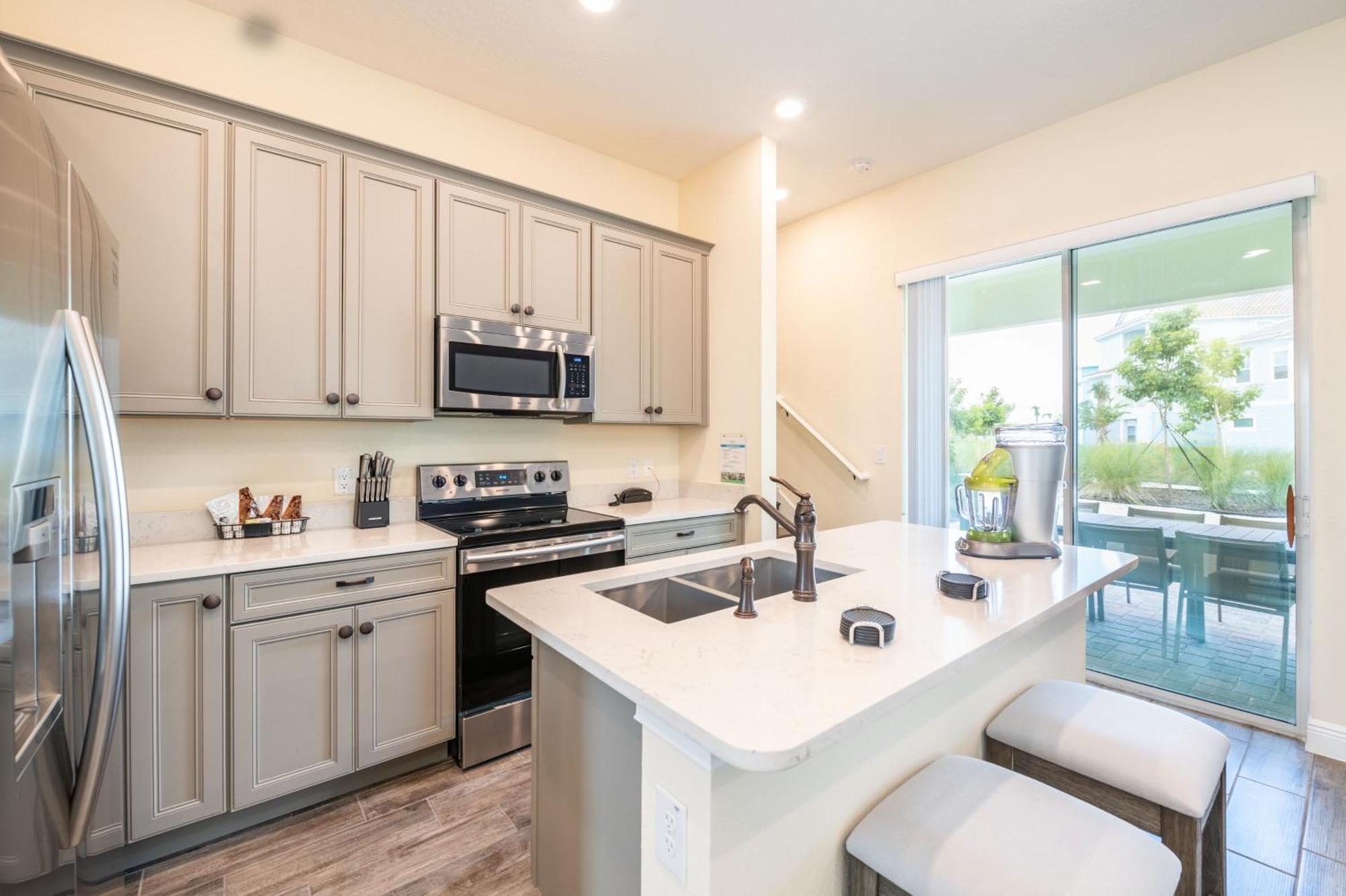 Bright Airy Near With Margaritaville Access - 8008ls Holiday home