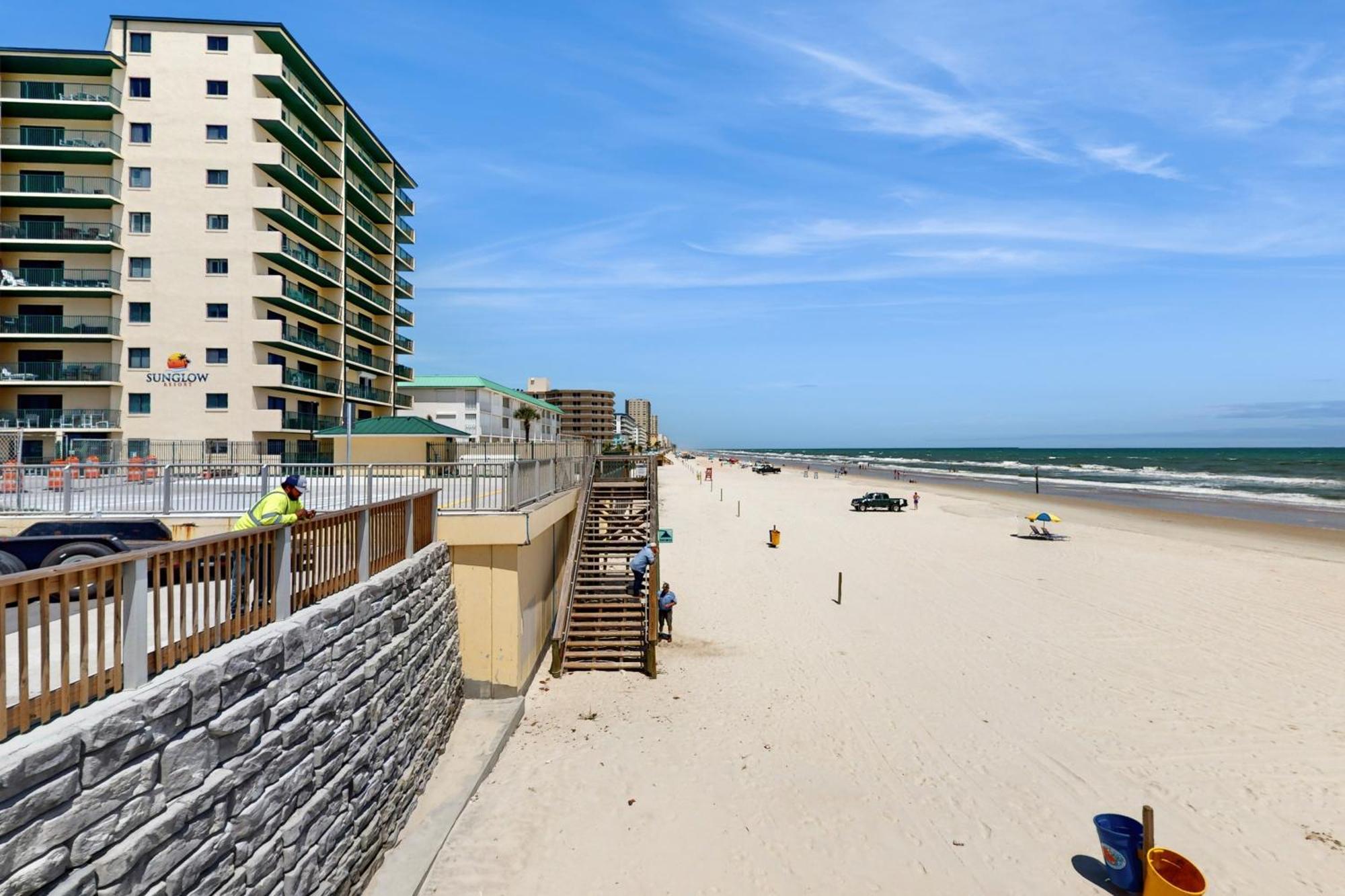 Atlantic Apartment *
