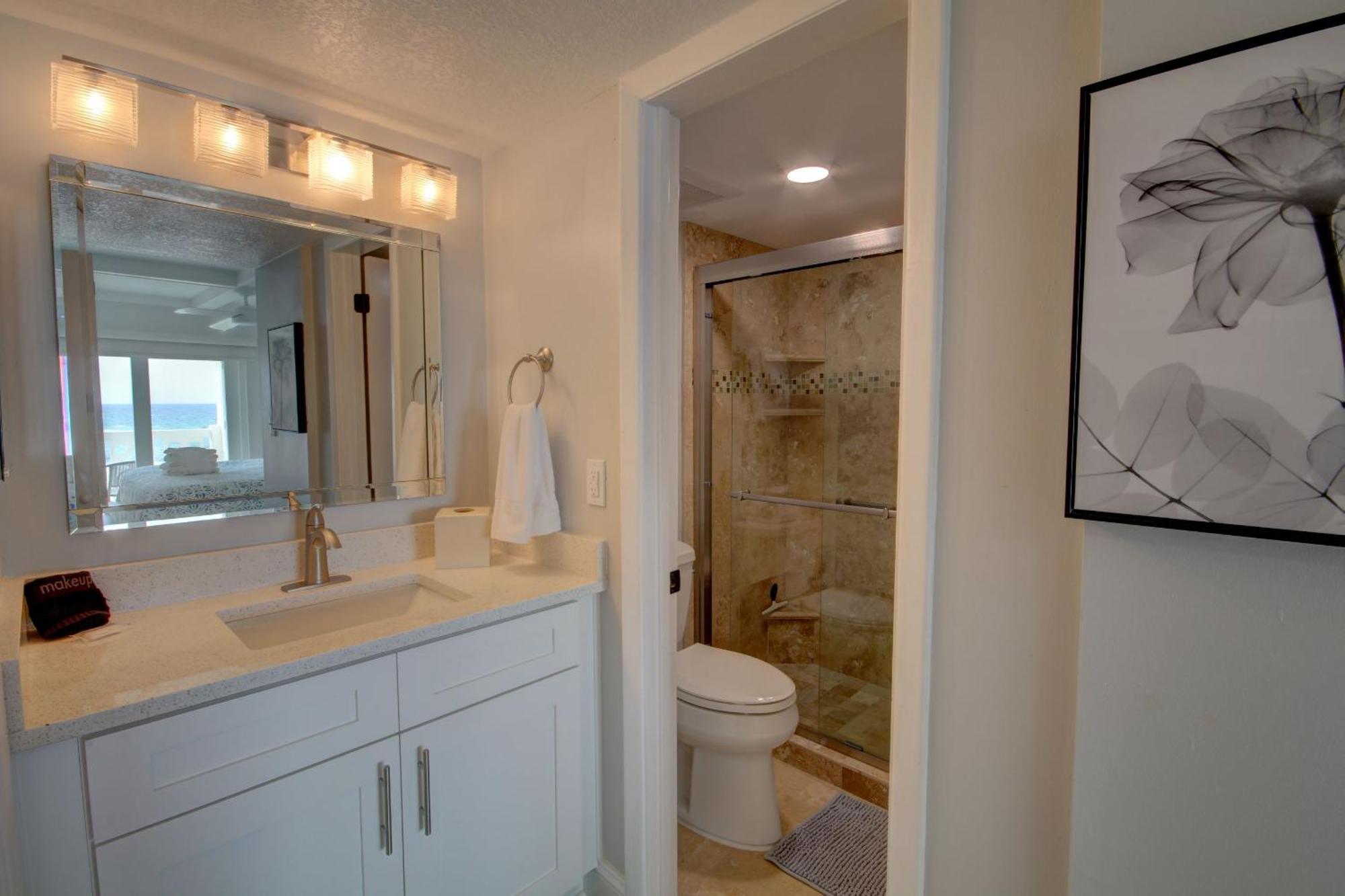 El Matador 331 - Third Floor Unit Apartment *