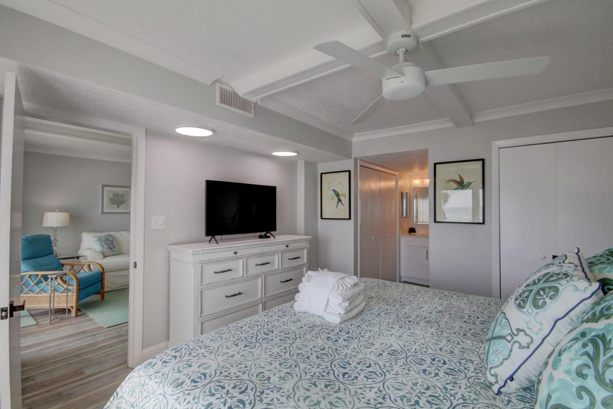 El Matador 331 - Third Floor Unit