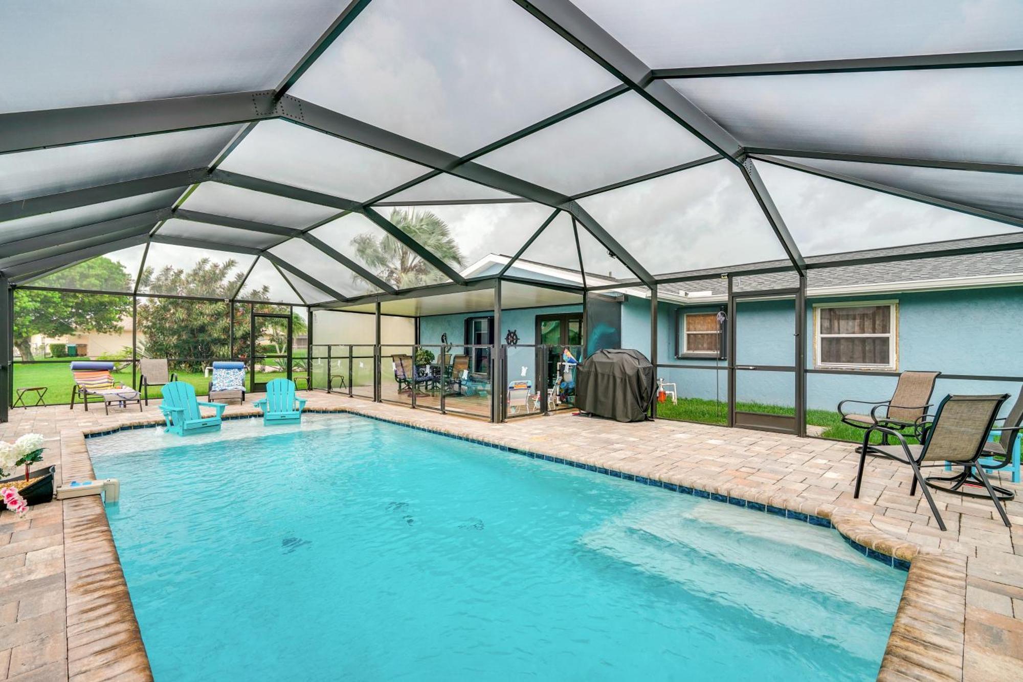 Charming With Dock Near Beaches!