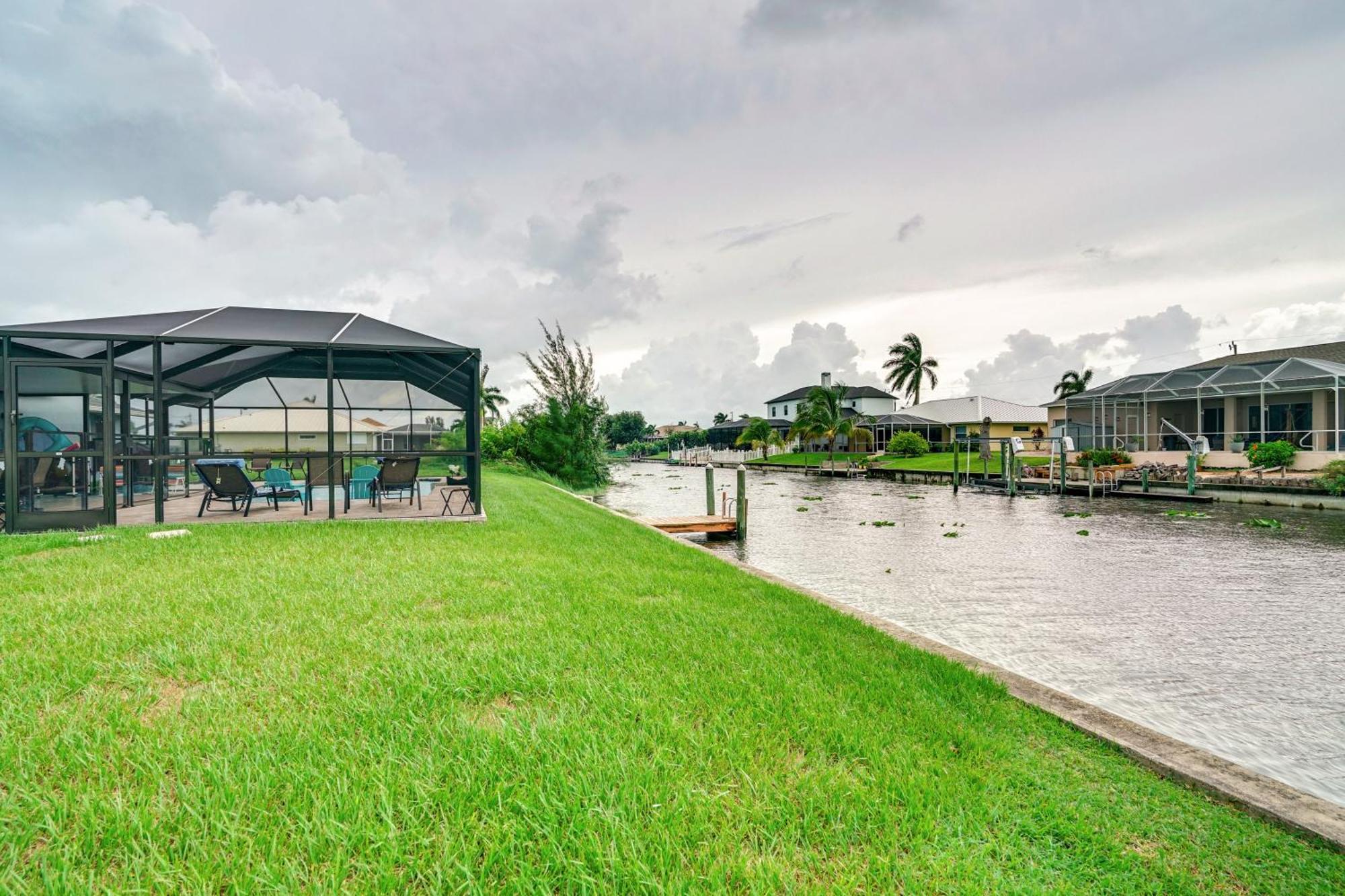 Holiday home Charming With Dock Near Beaches! *