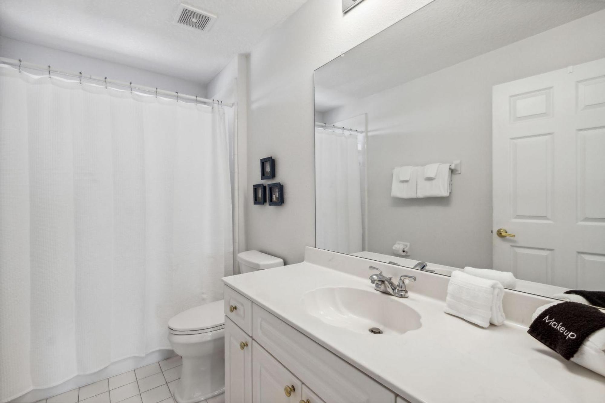 414 Ocean Park Apartment