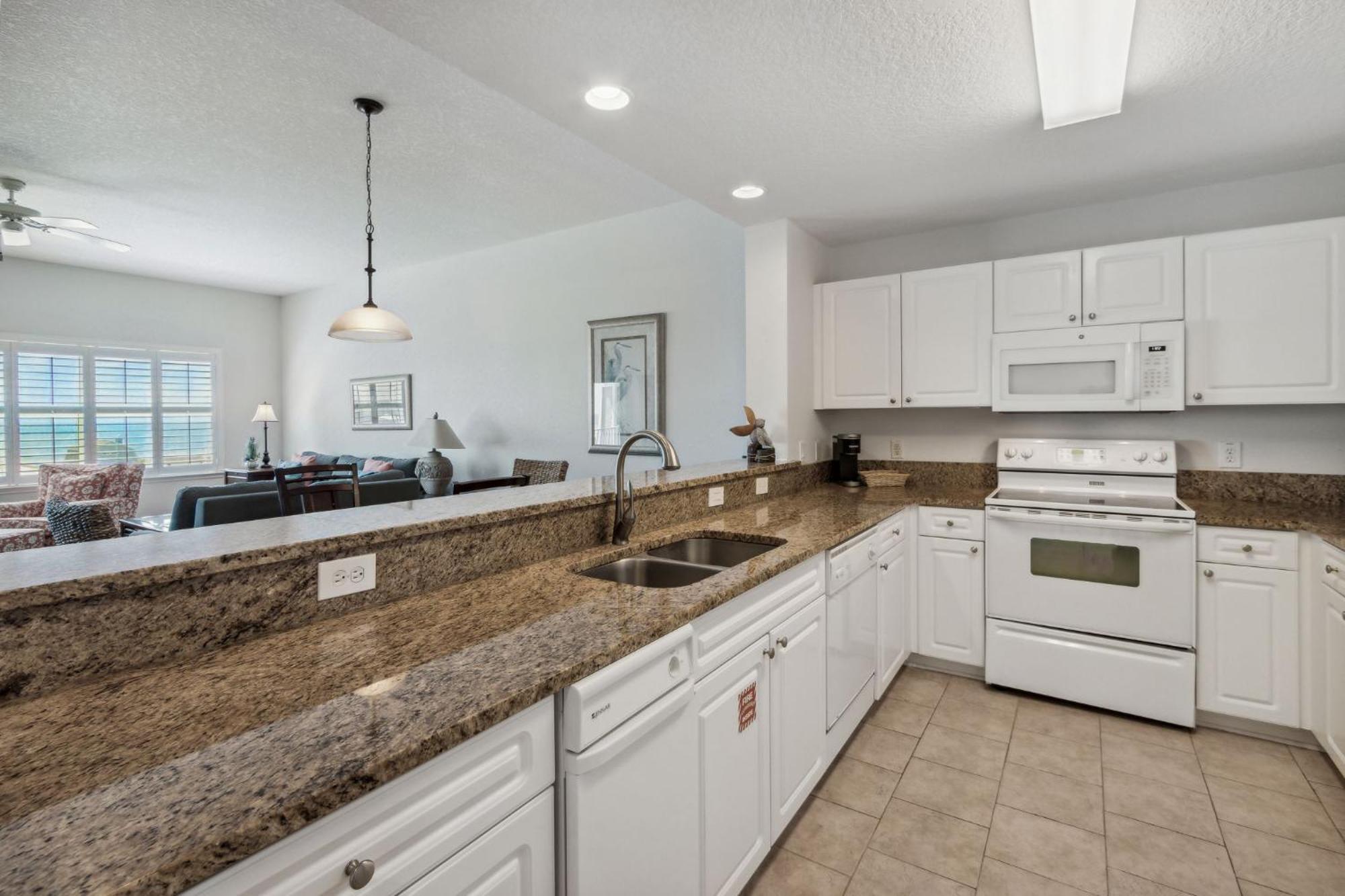 414 Ocean Park Apartment *