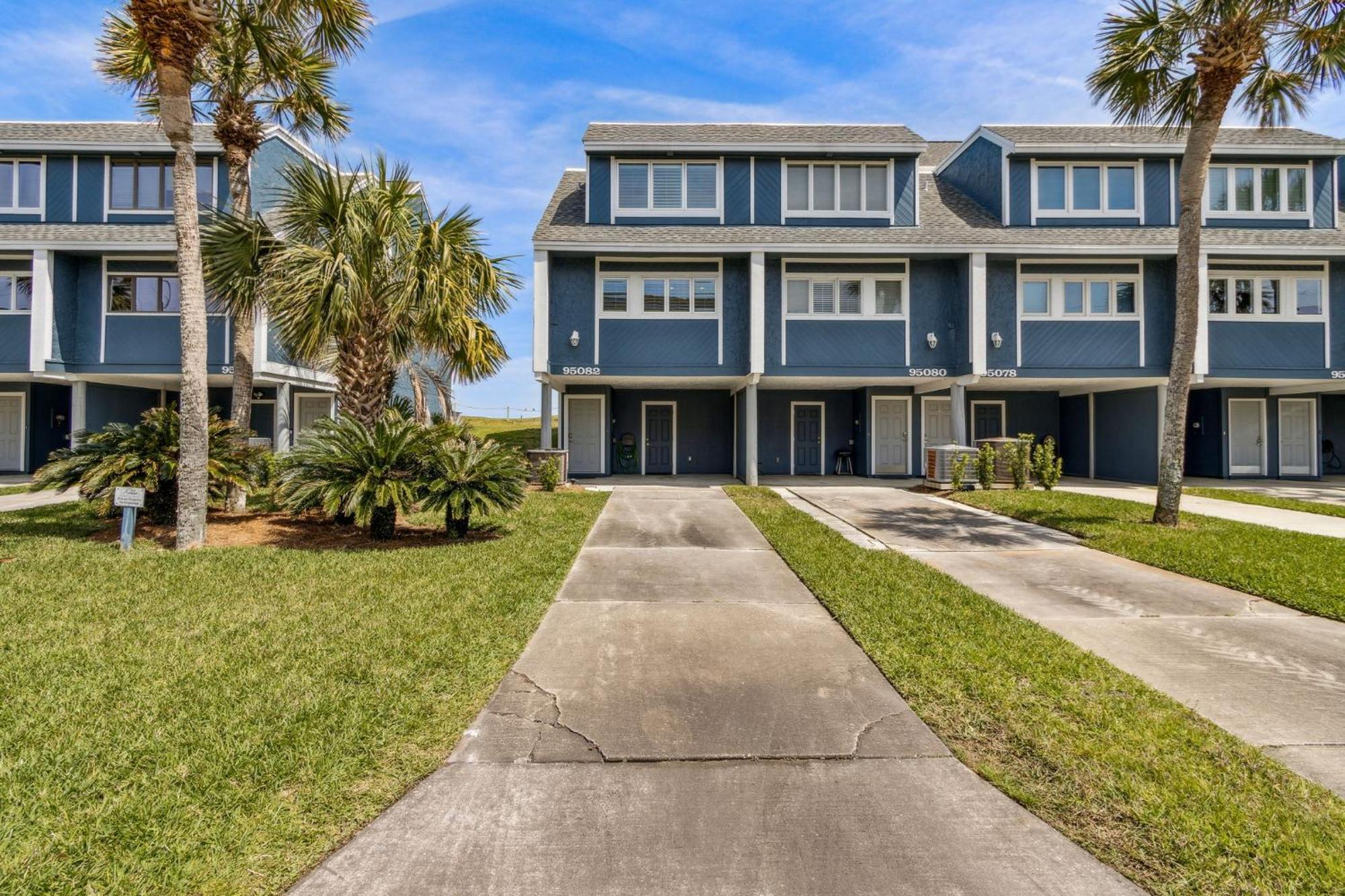 95082 Sandpiper Loop Apartment *