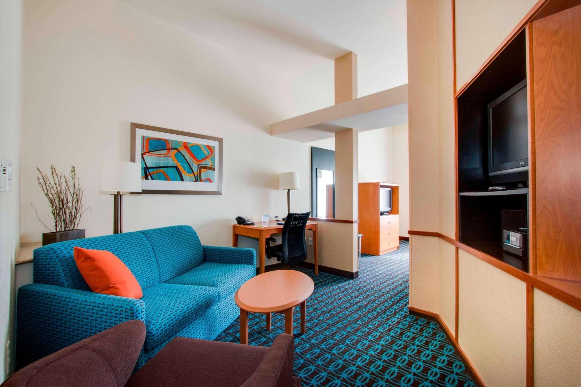 Hotel Fairfield & By Marriott Clermont