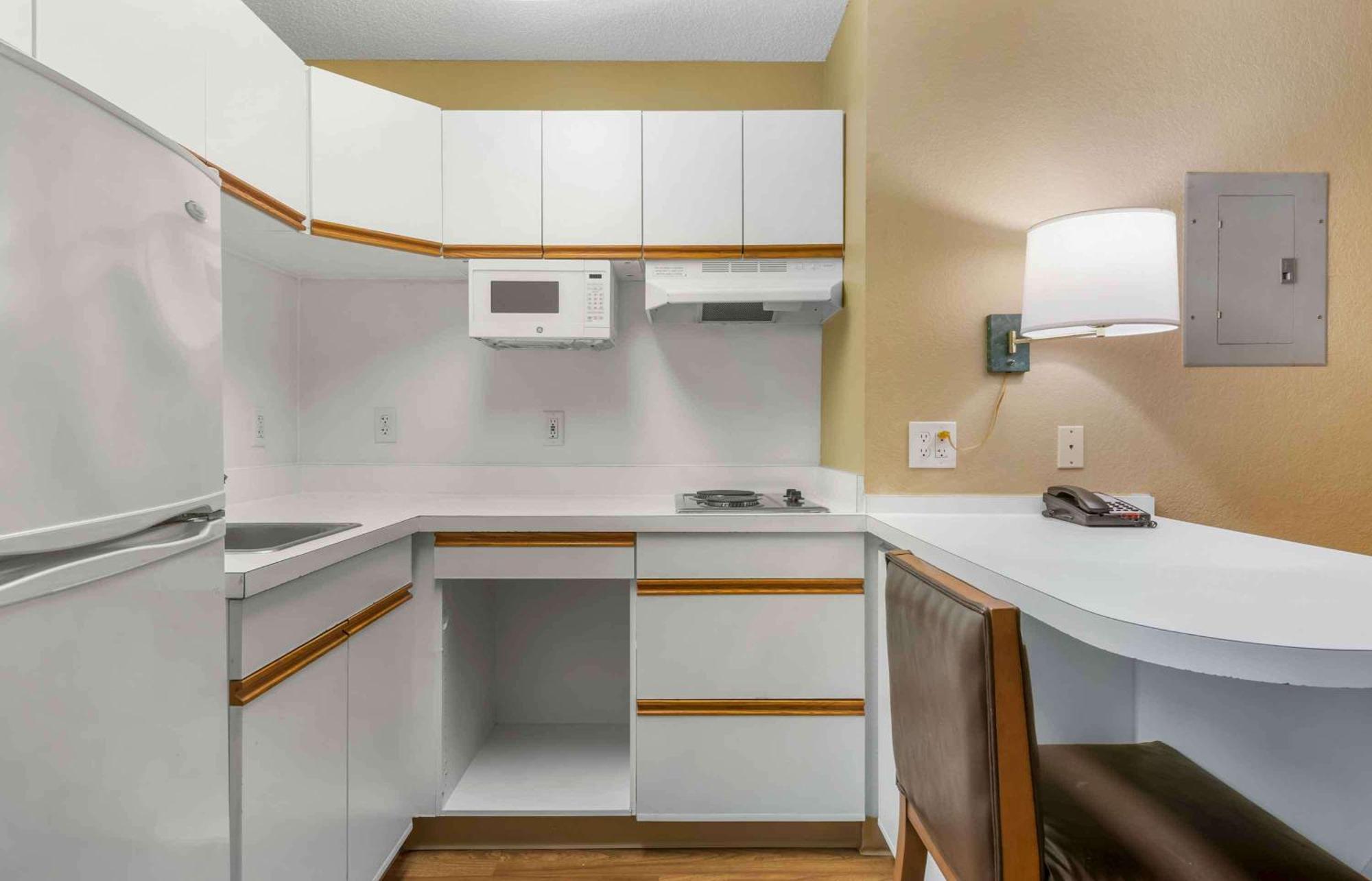 Extended America Select - - Baymeadows Hotel