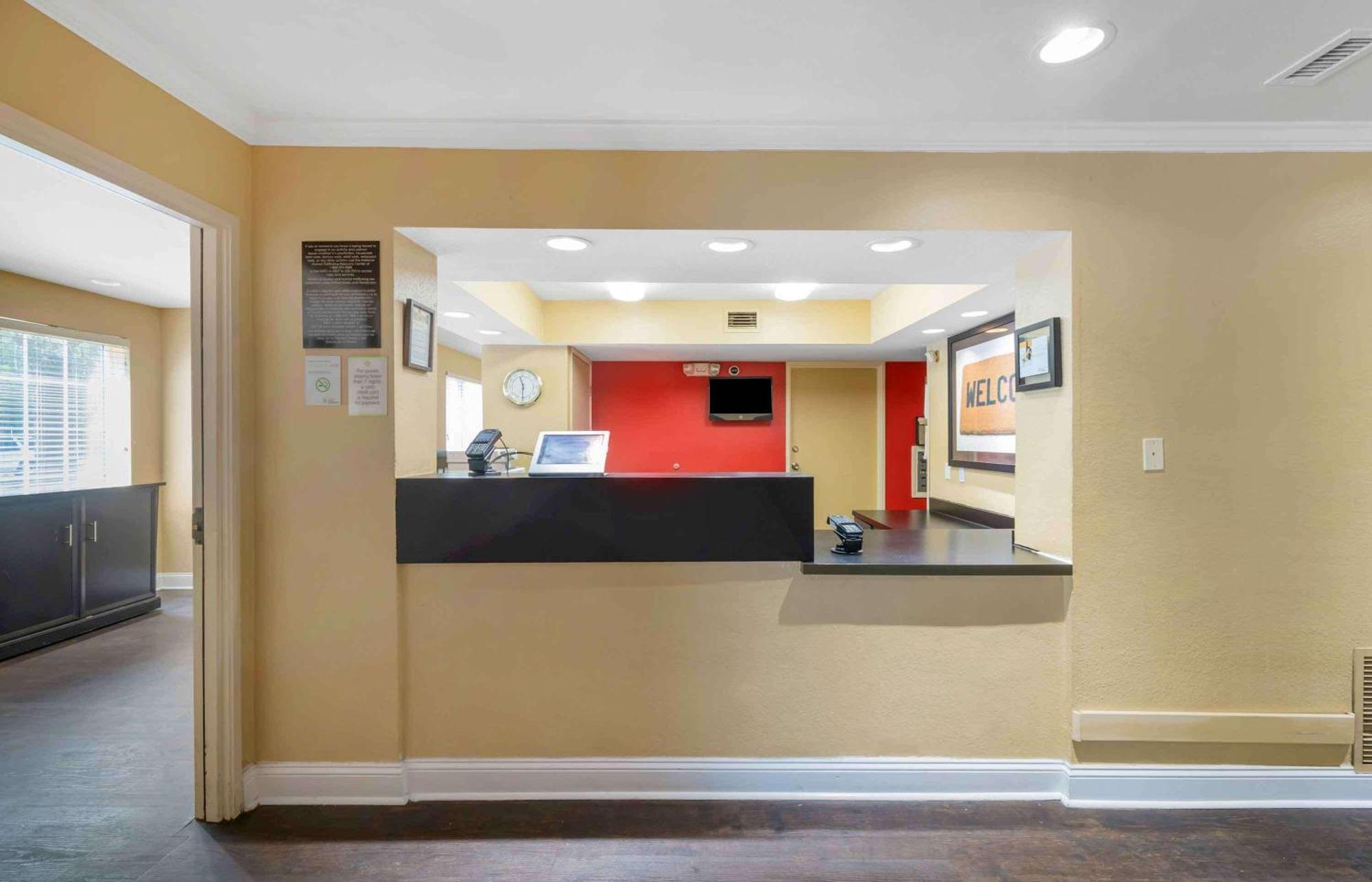 Extended America Select - - Baymeadows Jacksonville