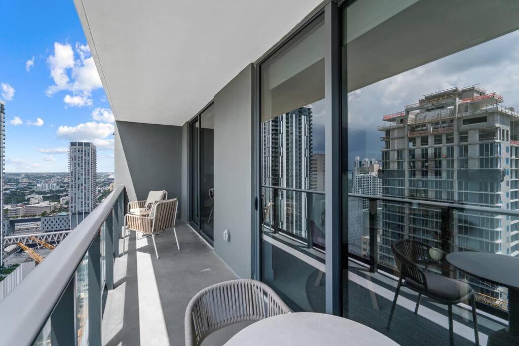 Apartment New Luxury At Downtown *